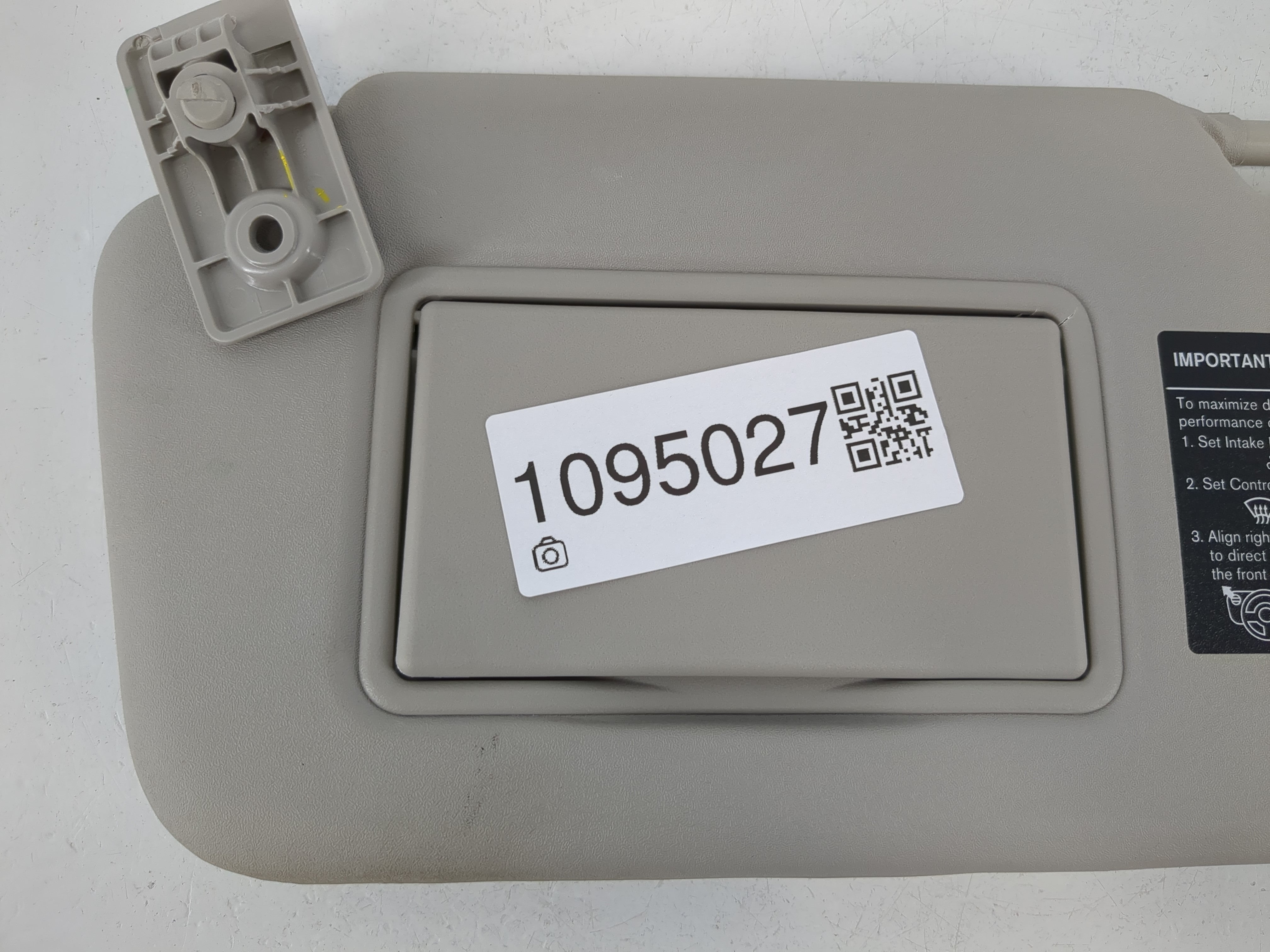 2016-2019 Nissan Versa Sun Visor Shade Replacement Driver Left Mirror Fits Fits 2015 2016 2017 2018 2019 OEM Used Auto Parts - Oemusedautoparts1.com