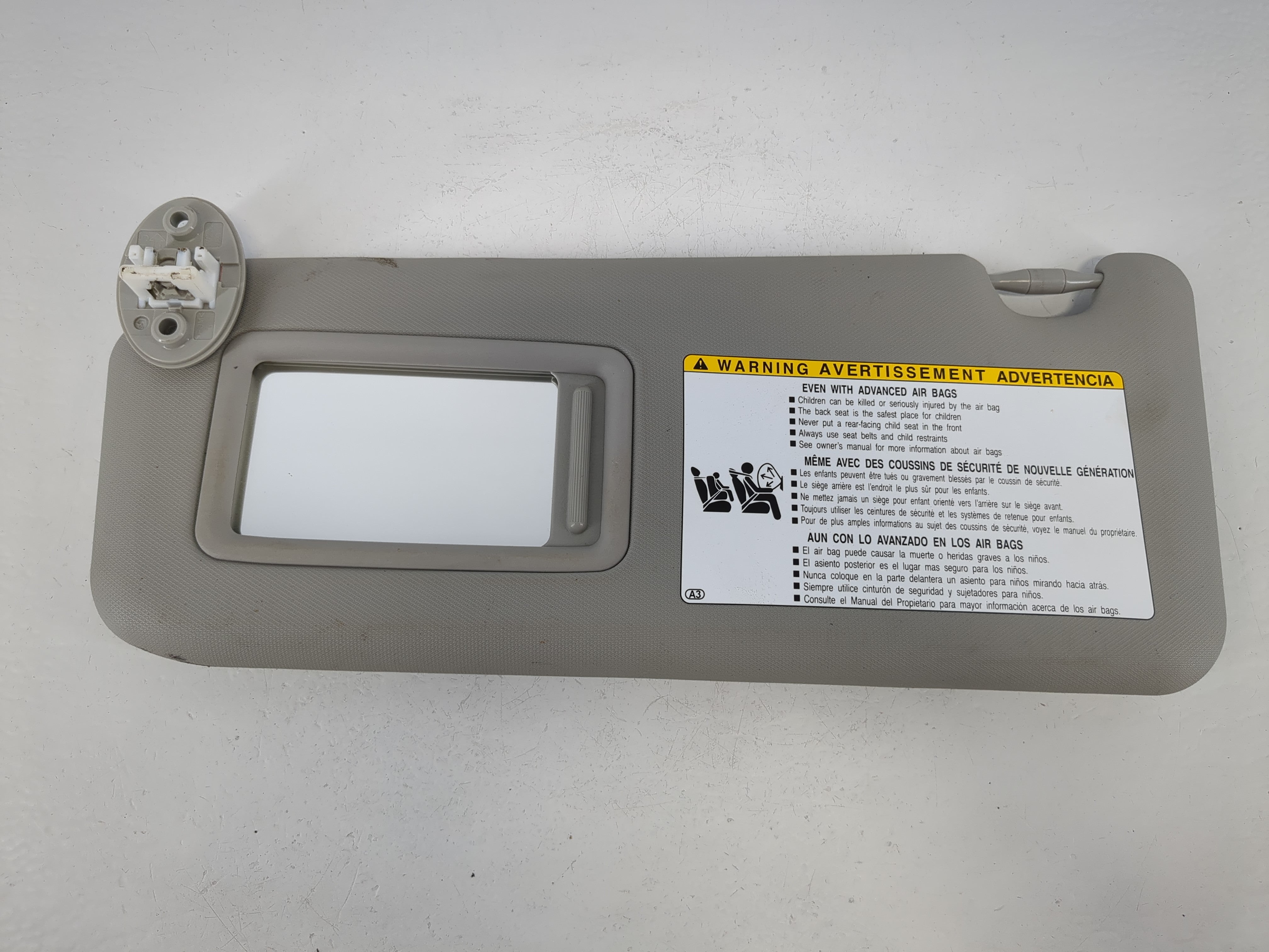 2013-2018 Toyota Rav4 Sun Visor Shade Replacement Driver Left Mirror Fits Fits 2013 2014 2015 2016 2017 2018 OEM Used Auto Parts - Oemusedautoparts1.com