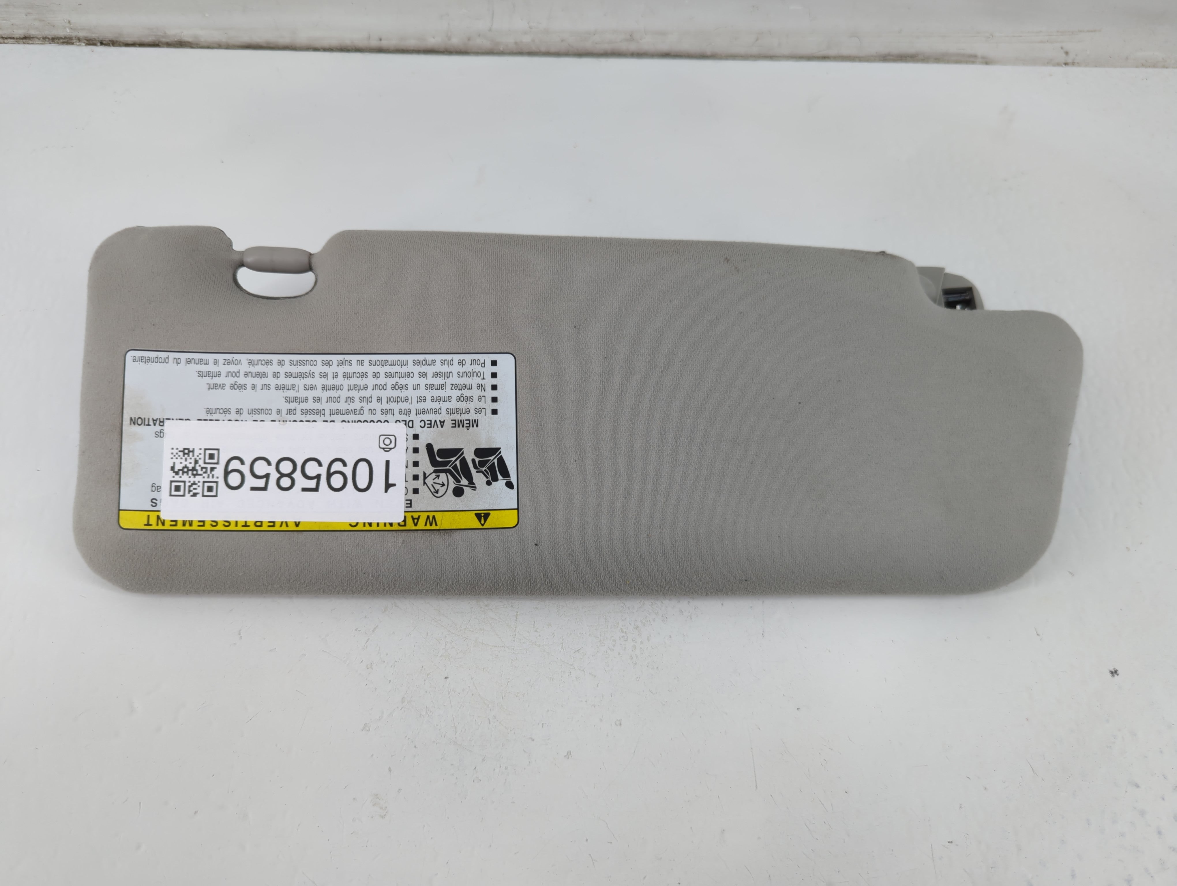 2010-2011 Toyota Prius Sun Visor Shade Replacement Driver Left Mirror Fits Fits 2010 2011 OEM Used Auto Parts - Oemusedautoparts1.com