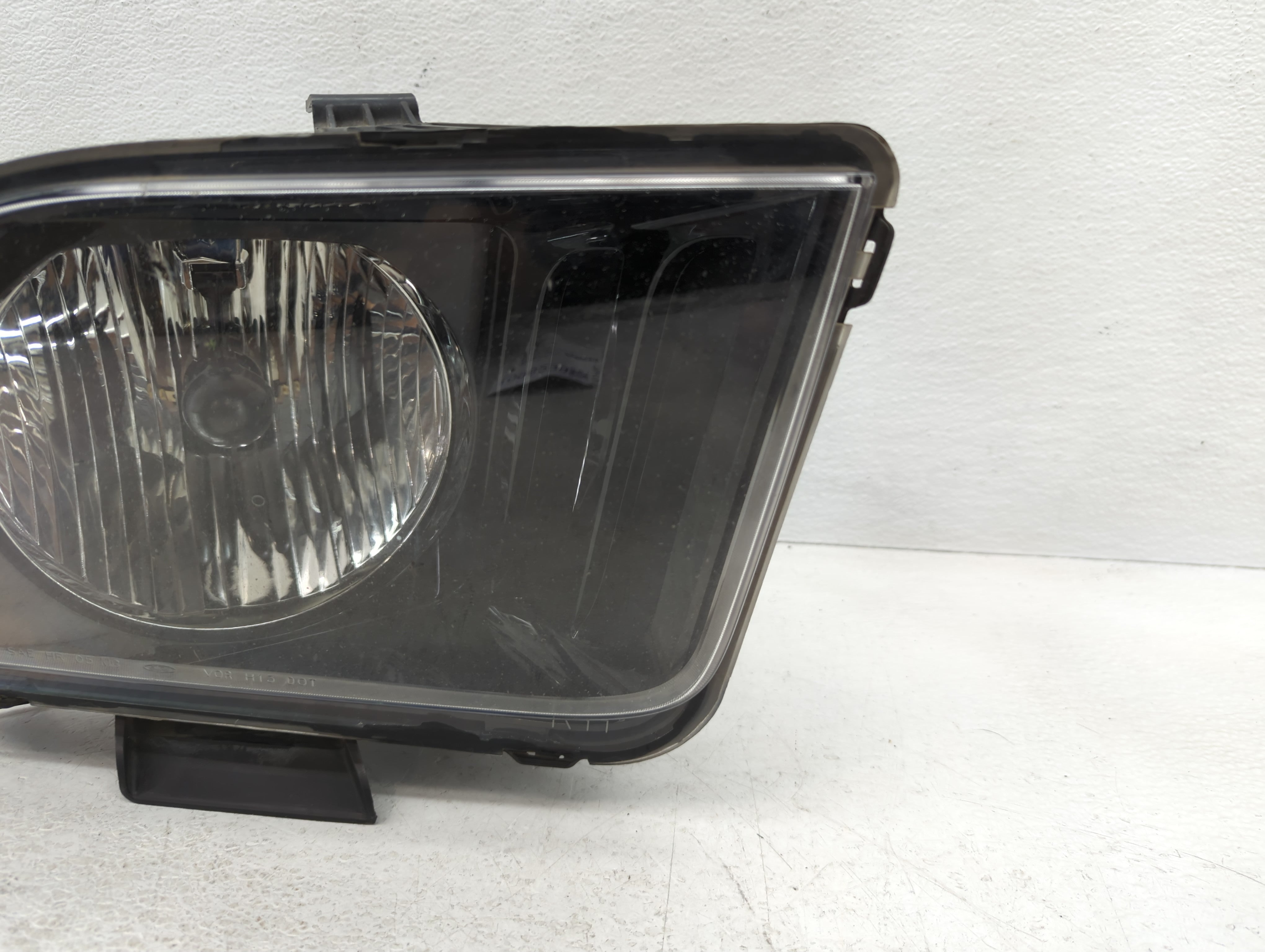 2005-2006 Ford Mustang Passenger Right Oem Head Light Headlight Lamp - Oemusedautoparts1.com