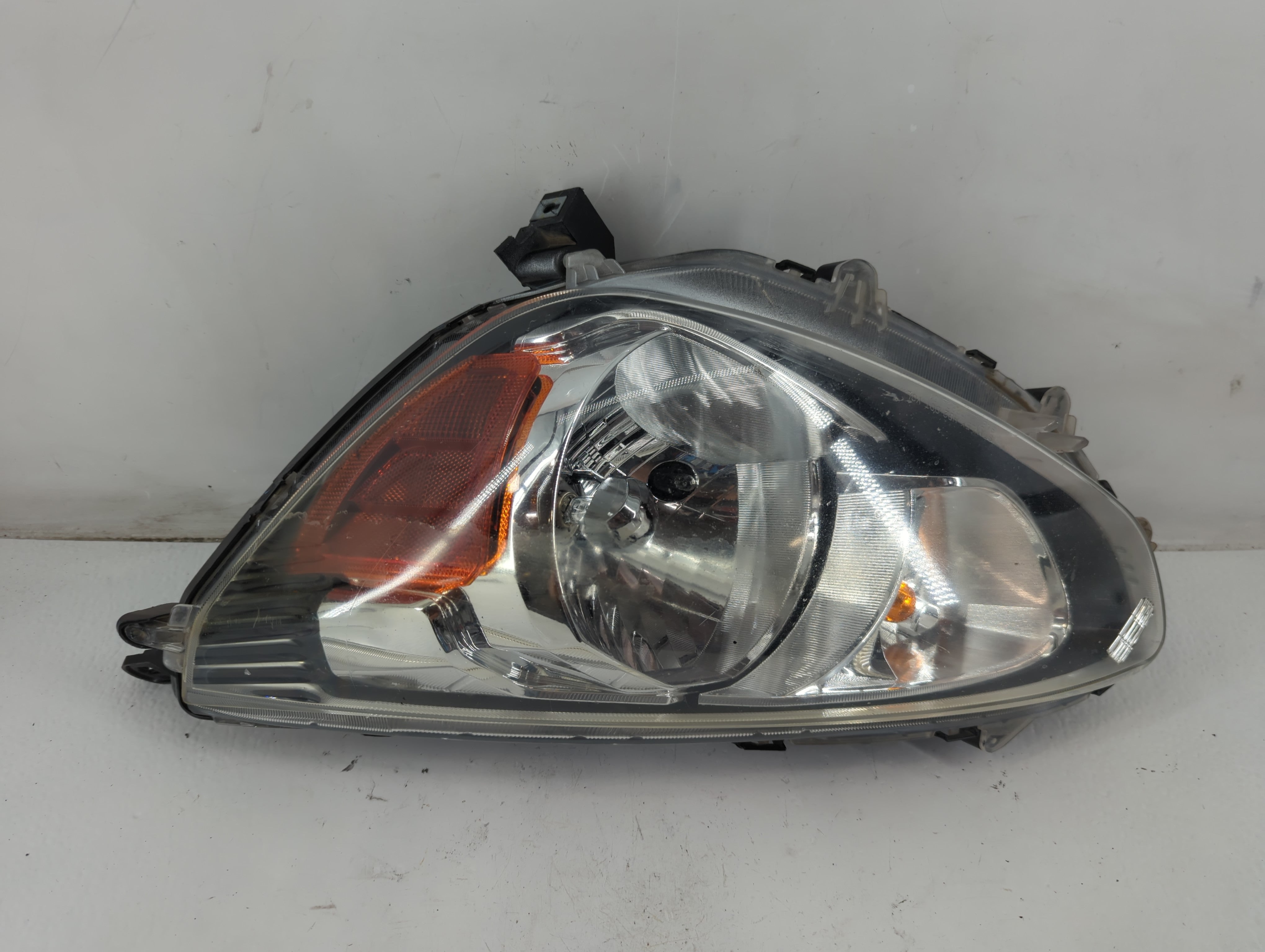 2014-2020 Mitsubishi Mirage Driver Left Oem Head Light Headlight Lamp - Oemusedautoparts1.com