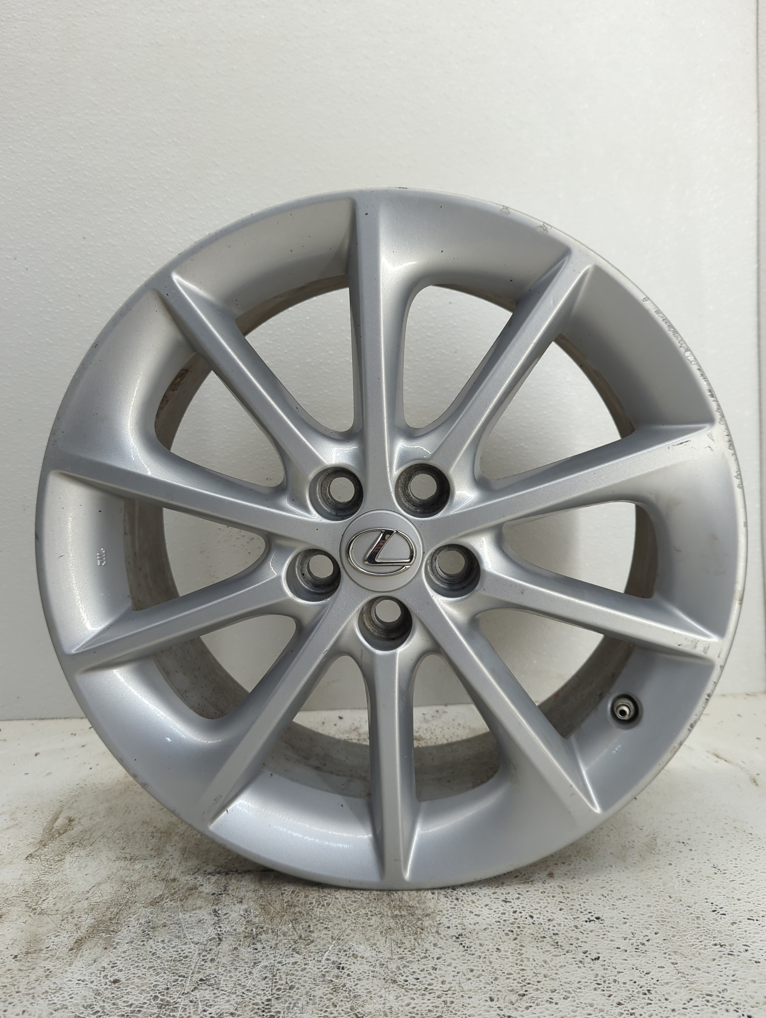 2011-2013 Lexus Ct200h Wheel Rim Oem - Oemusedautoparts1.com