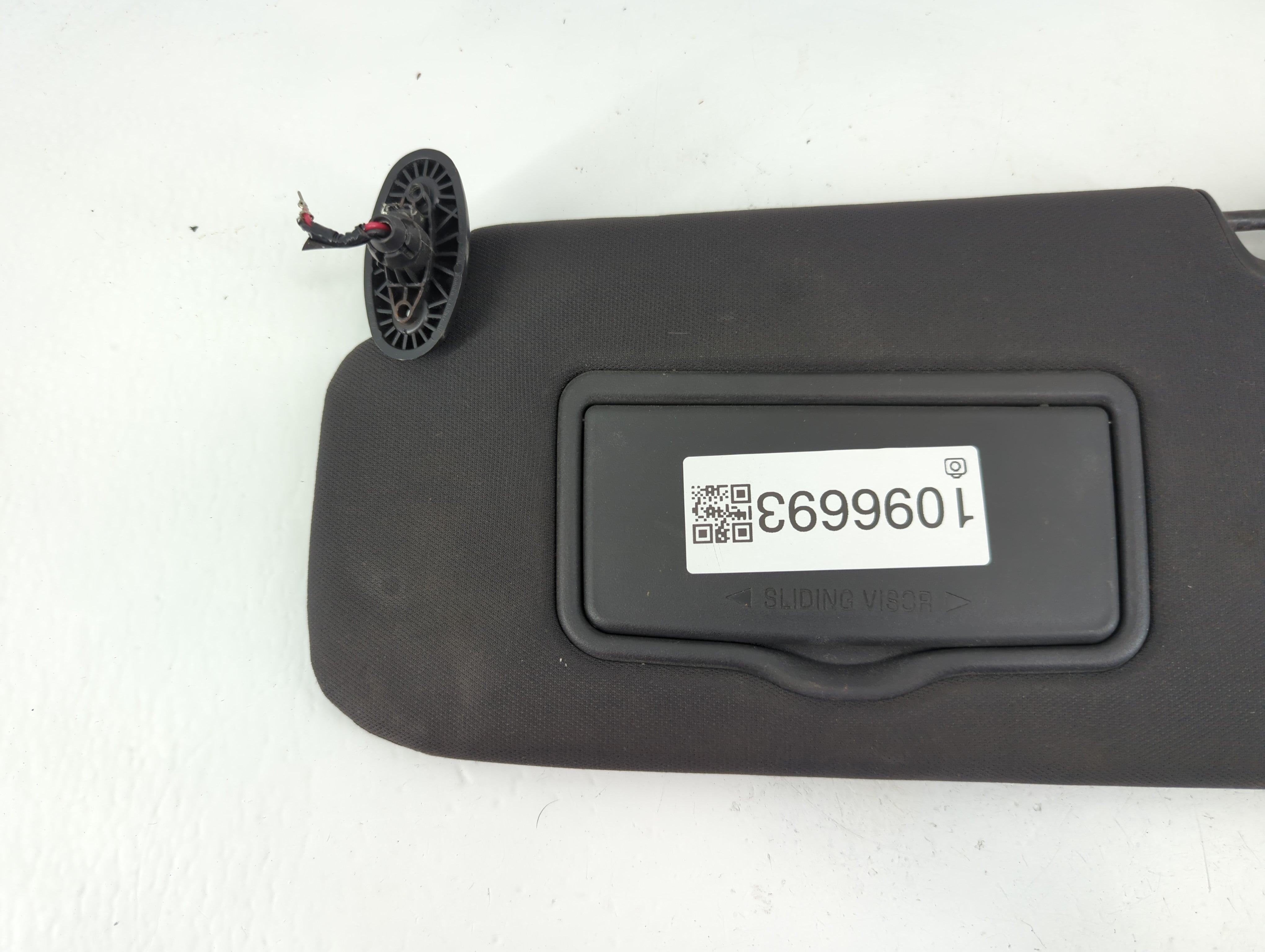 2010-2012 Ford Escape Sun Visor Shade Replacement Driver Left Mirror Fits Fits 2010 2011 2012 OEM Used Auto Parts - Oemusedautoparts1.com