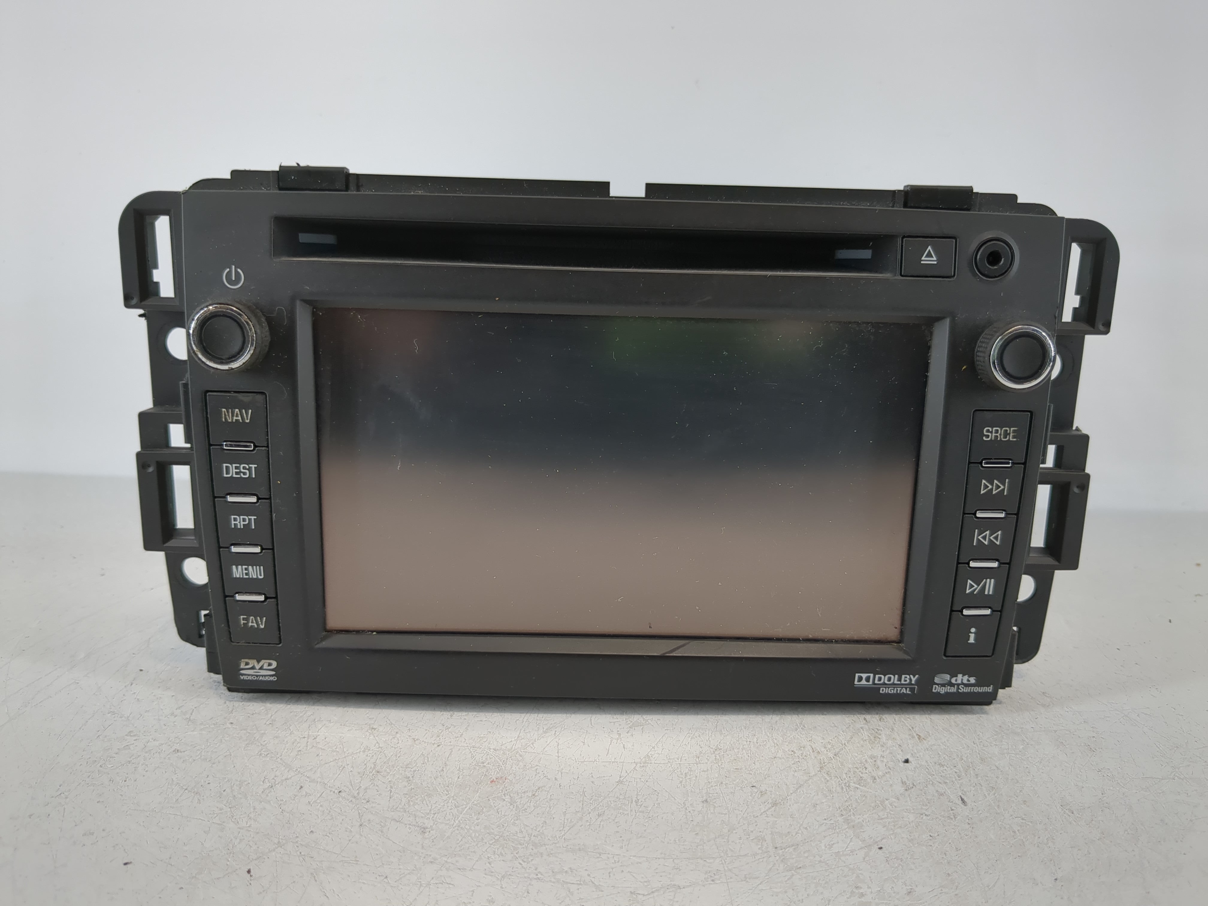 2012-2014 Chevrolet Suburban 1500 Radio AM FM Cd Player Receiver Replacement P/N:22870863 Fits Fits 2012 2013 2014 OEM Used Auto Parts - Oemusedautoparts1.com