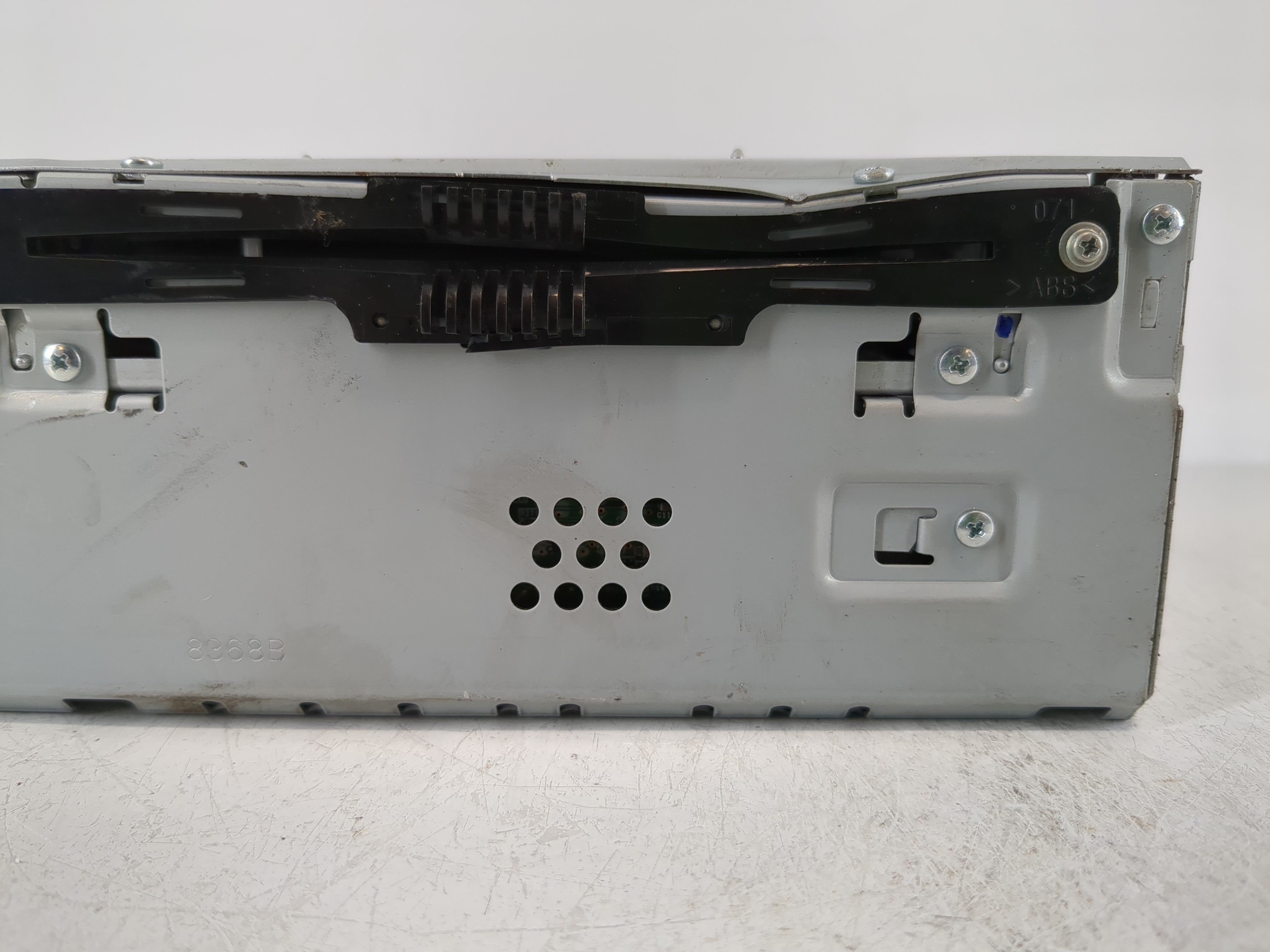 2017-2019 Lincoln Mkc Radio AM FM Cd Player Receiver Replacement P/N:GJ7T-19C107-DD Fits Fits 2017 2018 2019 OEM Used Auto Parts - Oemusedautoparts1.com