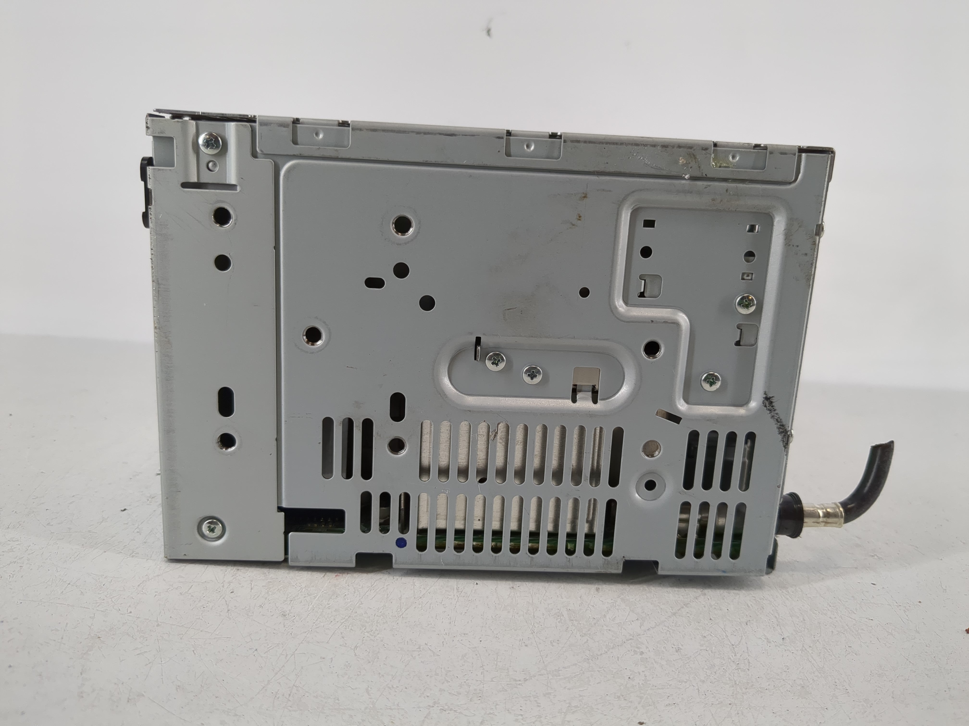 2011-2012 Ford Taurus Radio AM FM Cd Player Receiver Replacement P/N:BG1T-19C159-BB Fits Fits 2011 2012 OEM Used Auto Parts - Oemusedautoparts1.com