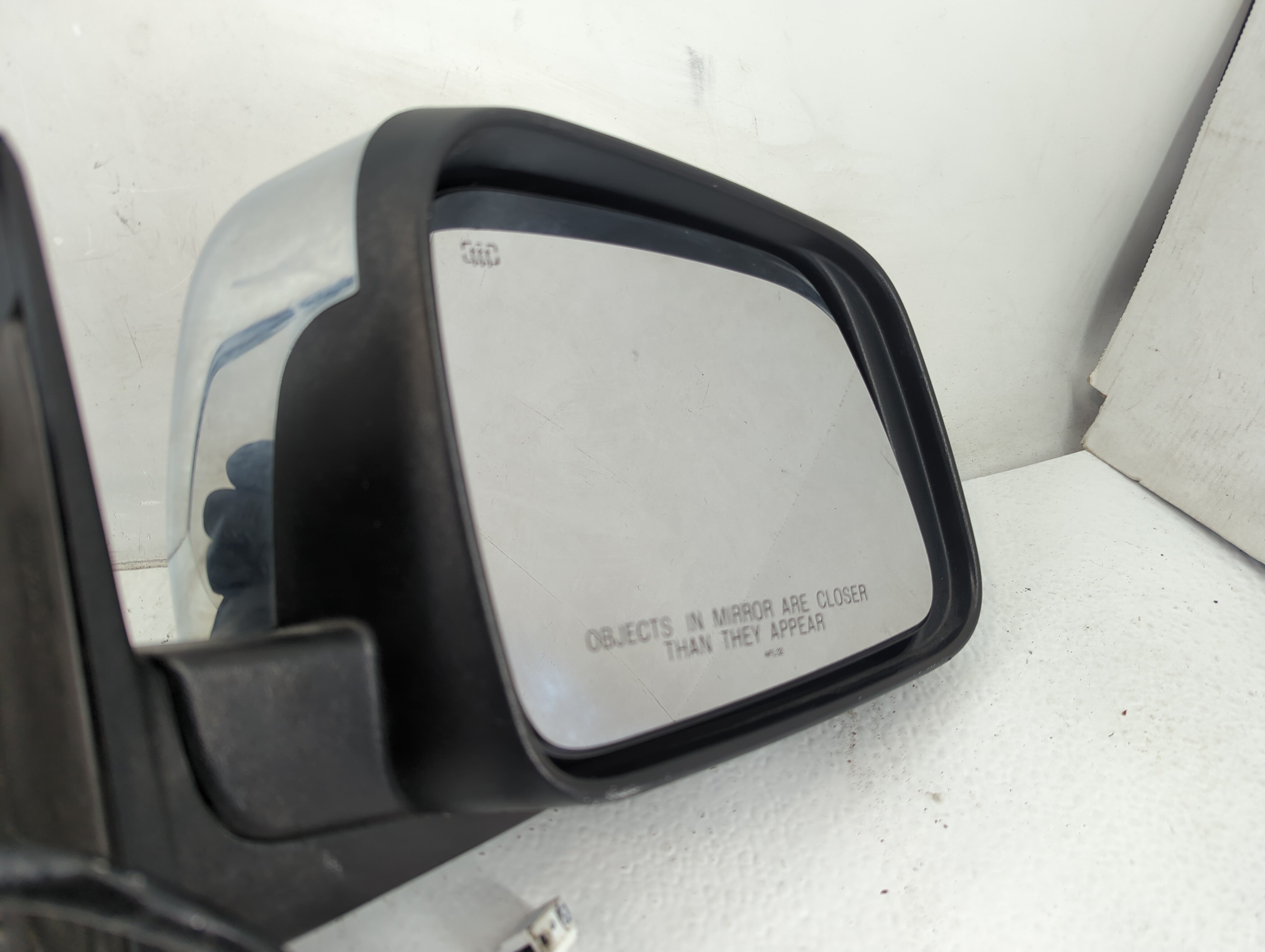 2011-2018 Jeep Grand Cherokee Side Mirror Replacement Passenger Right View Door Mirror P/N:68146174AA Fits OEM Used Auto Parts - Oemusedautoparts1.com