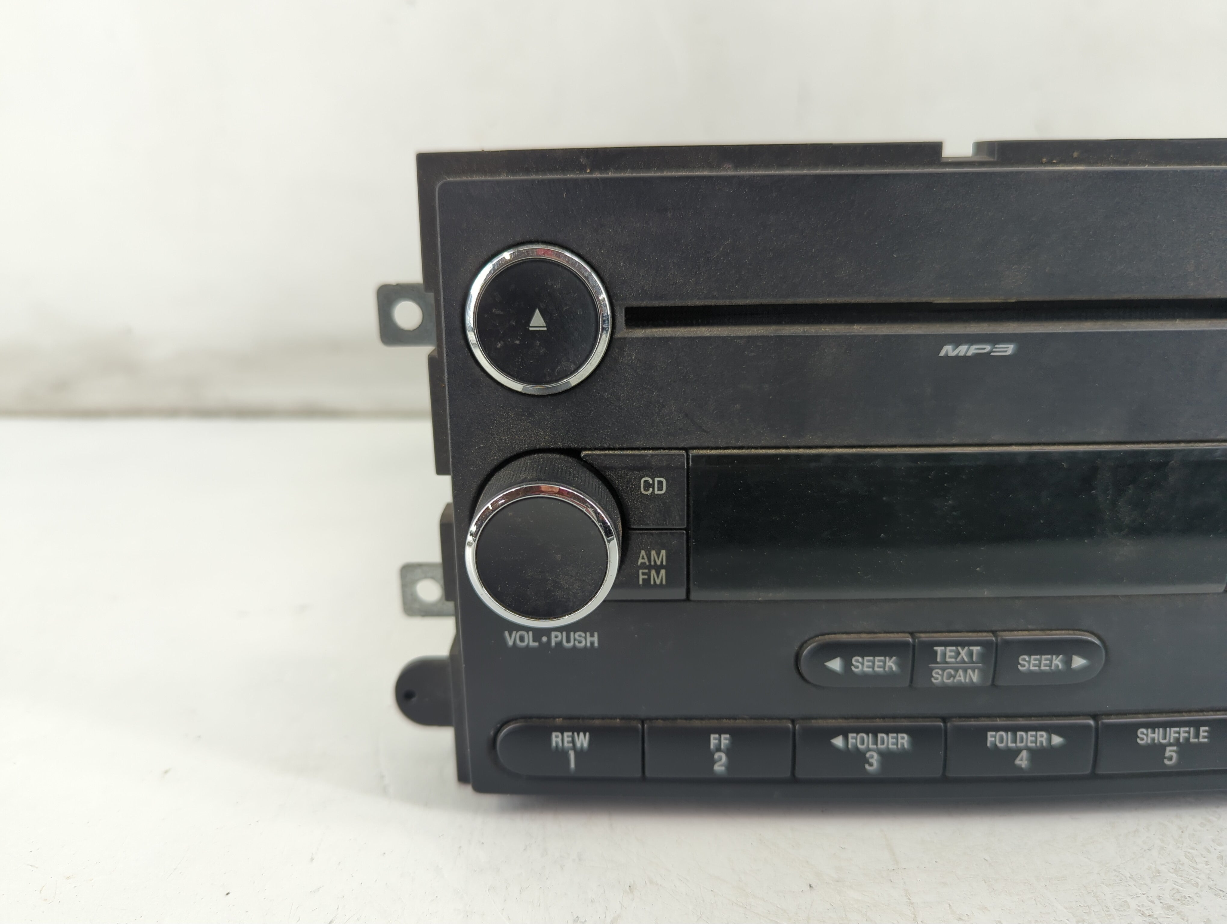 2008 Ford Mustang Radio AM FM Cd Player Receiver Replacement P/N:8R3T-18C869-AE Fits OEM Used Auto Parts - Oemusedautoparts1.com