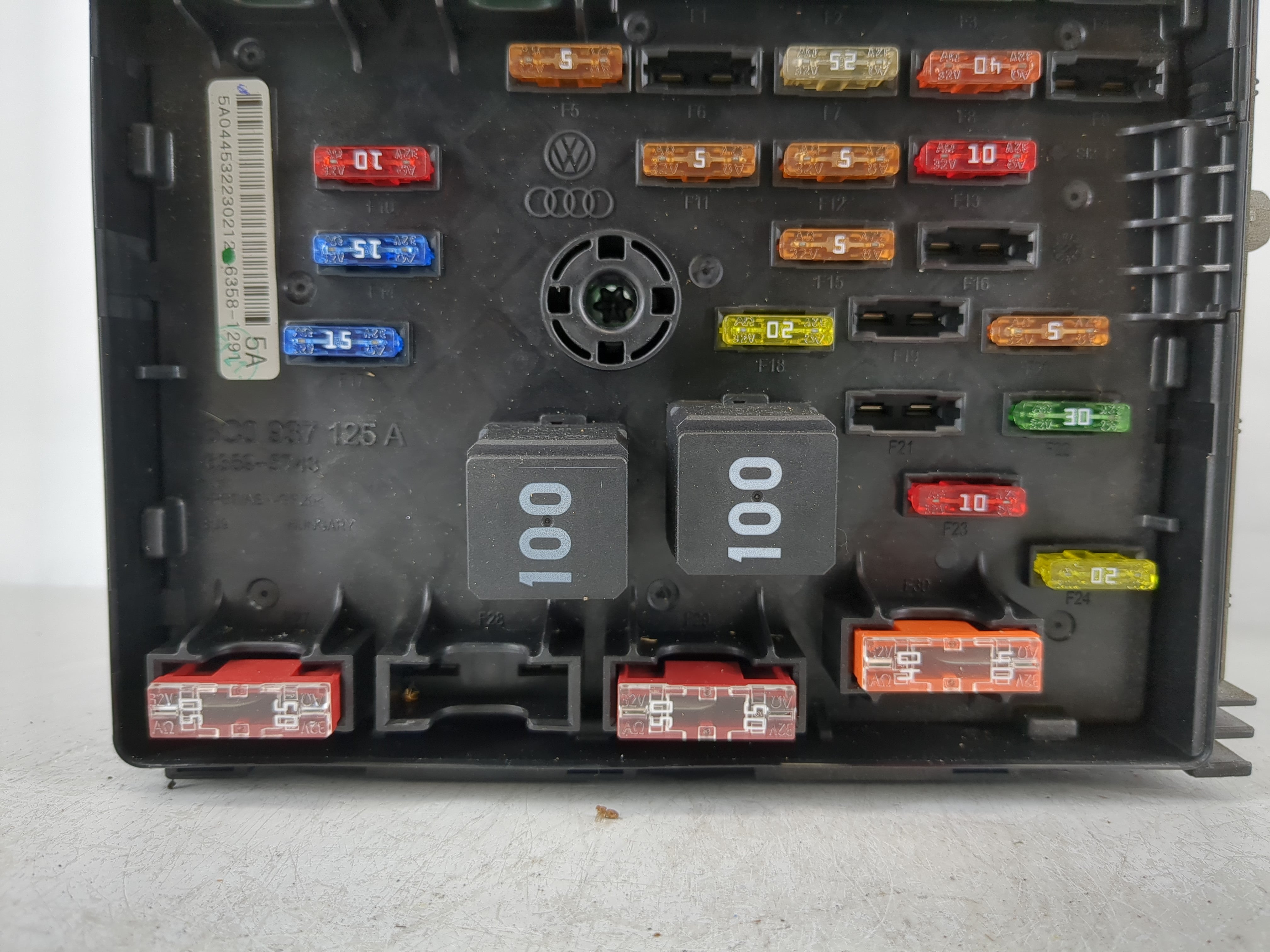 2012-2018 Volkswagen Tiguan Fusebox Fuse Box Panel Relay Module P/N:3C0 937 125 A Fits OEM Used Auto Parts - Oemusedautoparts1.com