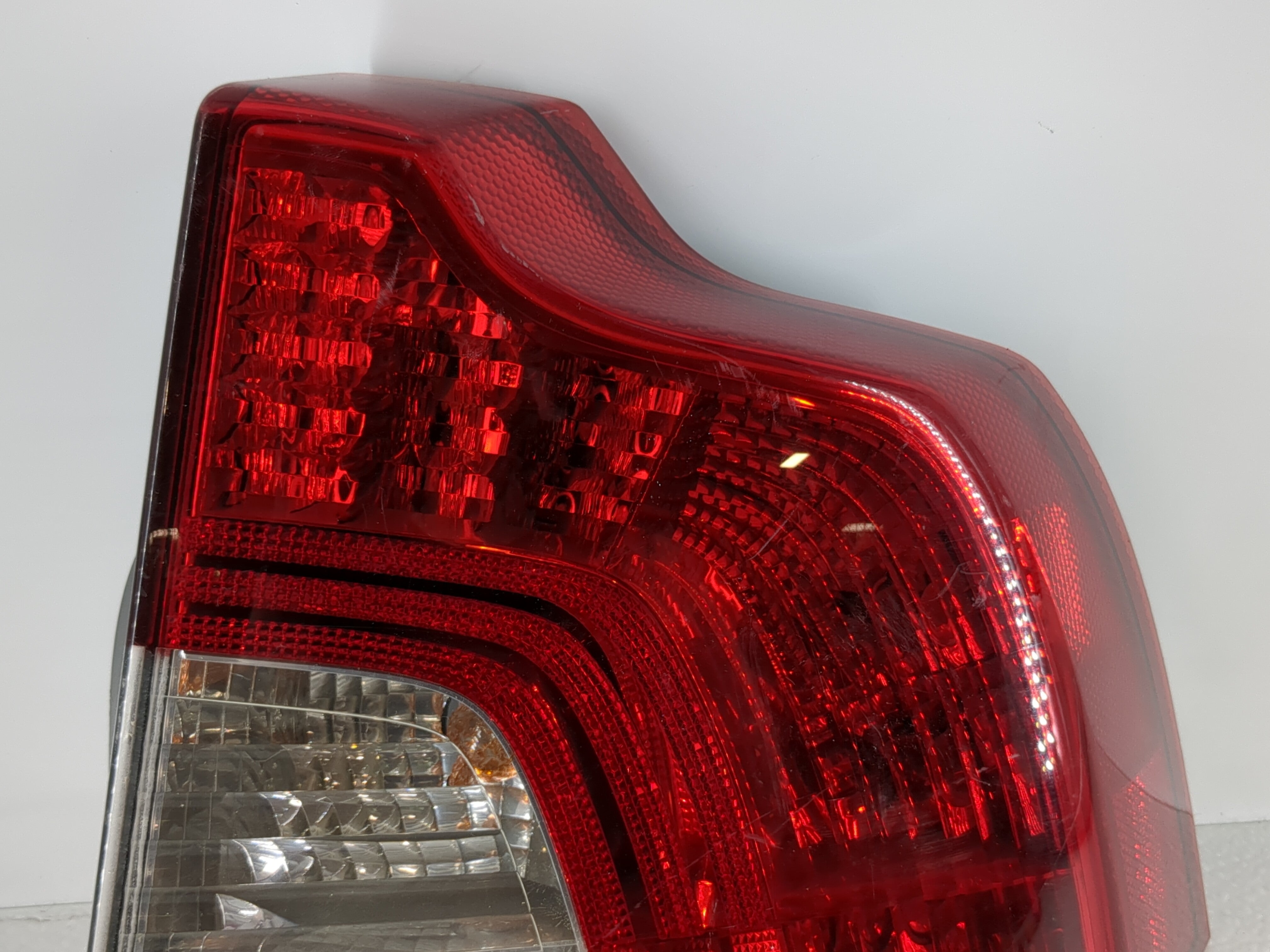 2008 Volvo V40 Tail Light Assembly Driver Left OEM P/N:31214608 Fits Fits 2009 2010 2011 OEM Used Auto Parts - Oemusedautoparts1.com