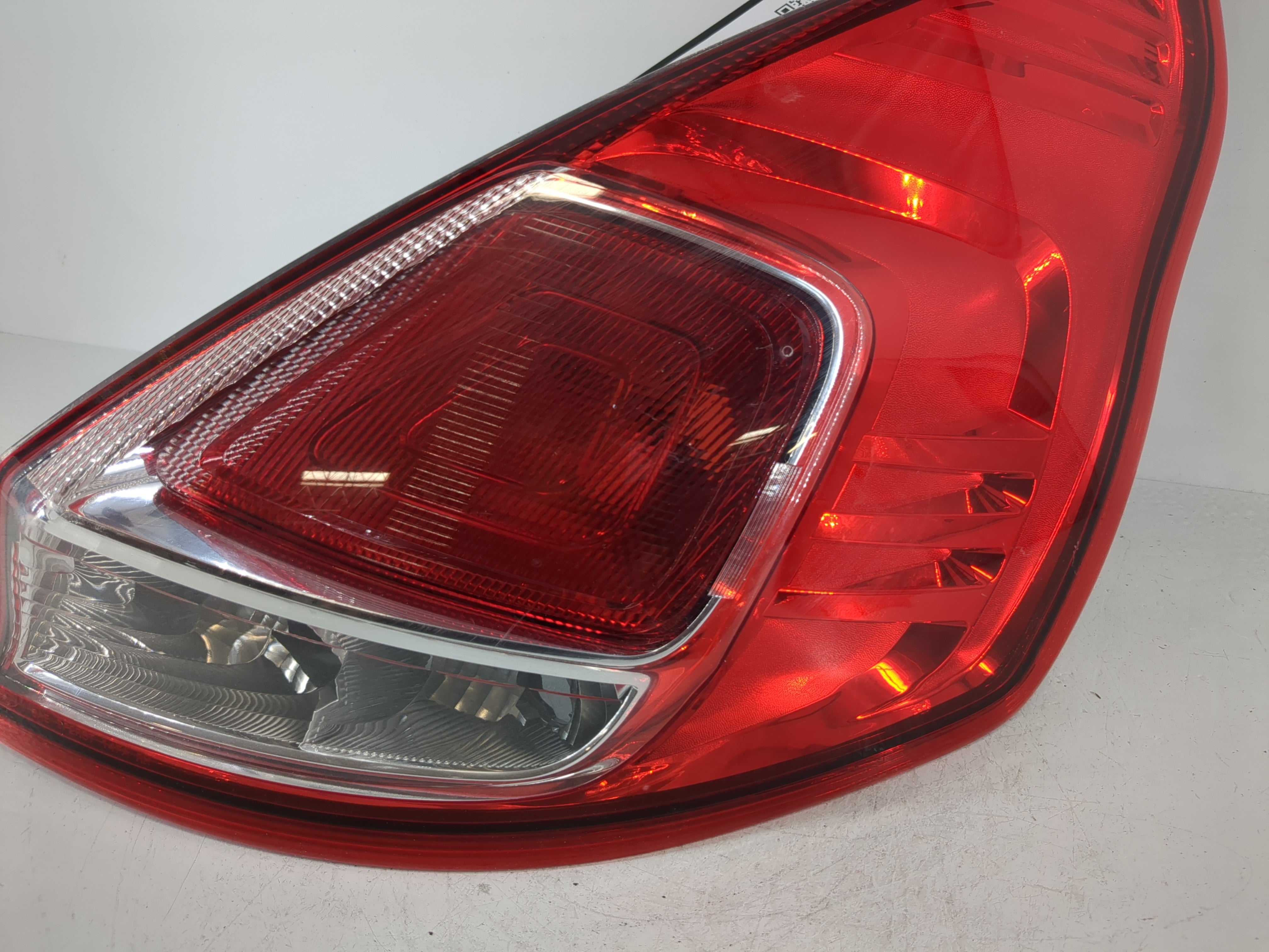 2014-2019 Ford Fiesta Tail Light Assembly Passenger Right OEM P/N:D2BB-13404-AC Fits Fits 2014 2015 2016 2017 2018 2019 OEM Used Auto Parts - Oemusedautoparts1.com