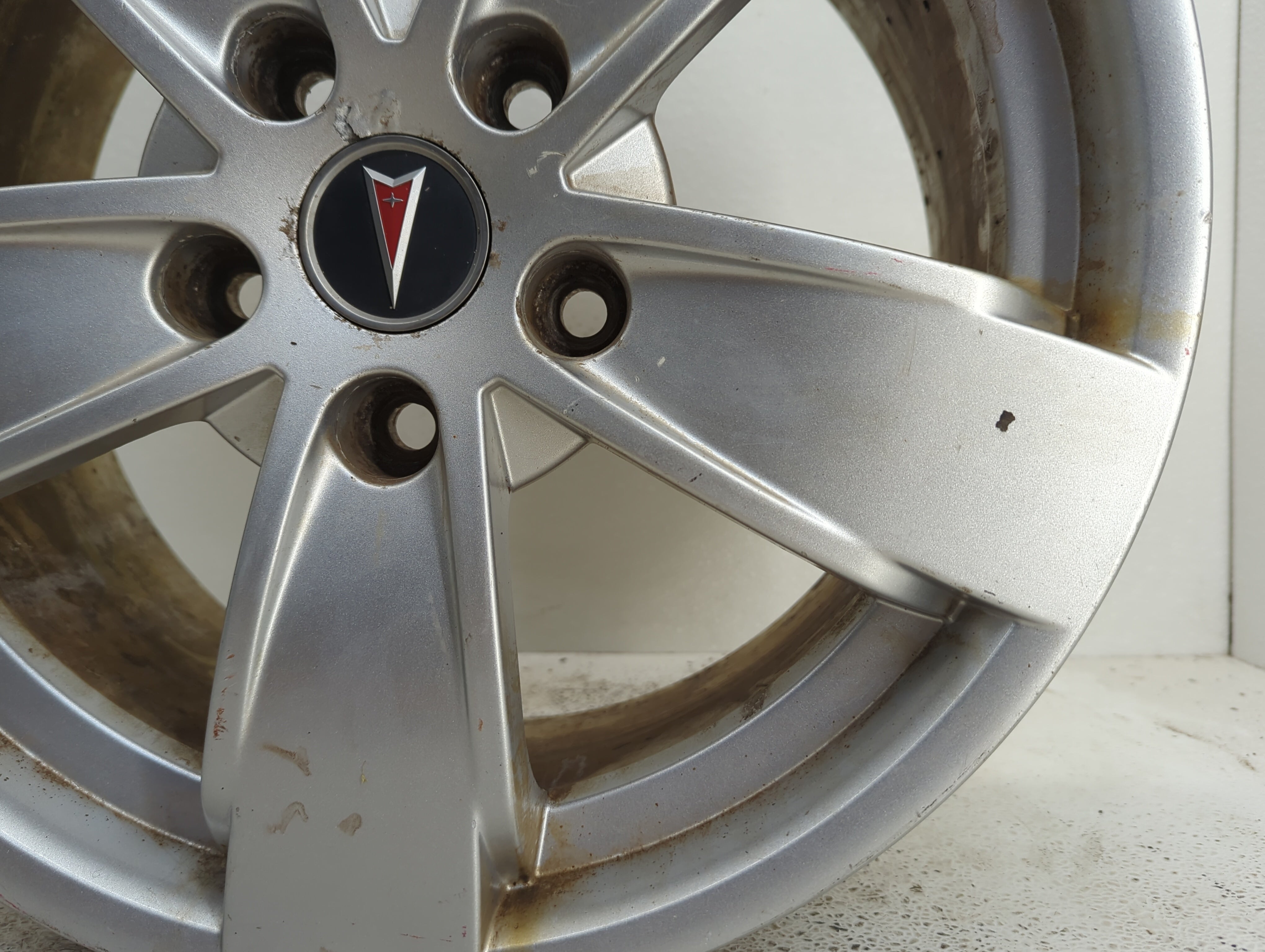 2005-2006 Pontiac Gto Wheel Rim Oem - Oemusedautoparts1.com