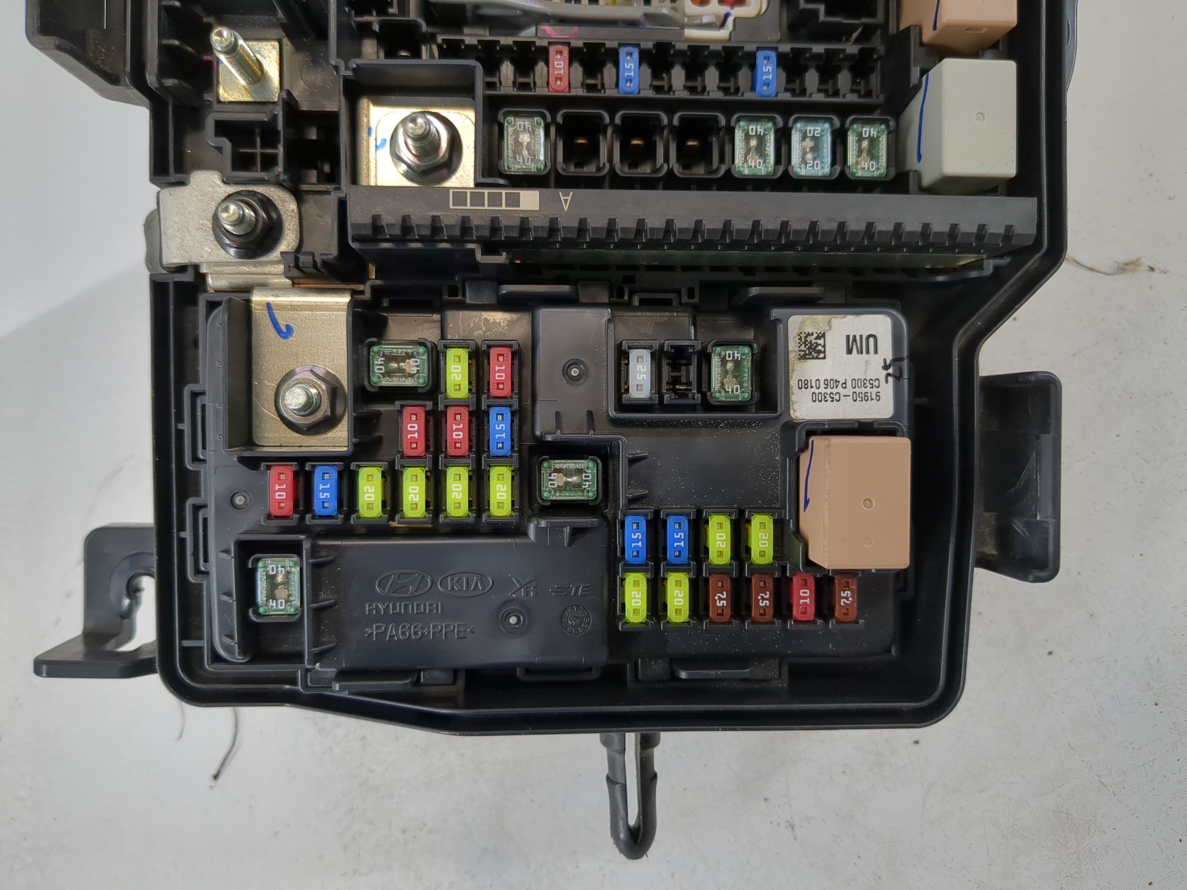 2016-2018 Kia Sorento Fusebox Fuse Box Panel Relay Module P/N:T96141637216 Fits Fits 2016 2017 2018 OEM Used Auto Parts - Oemusedautoparts1.com