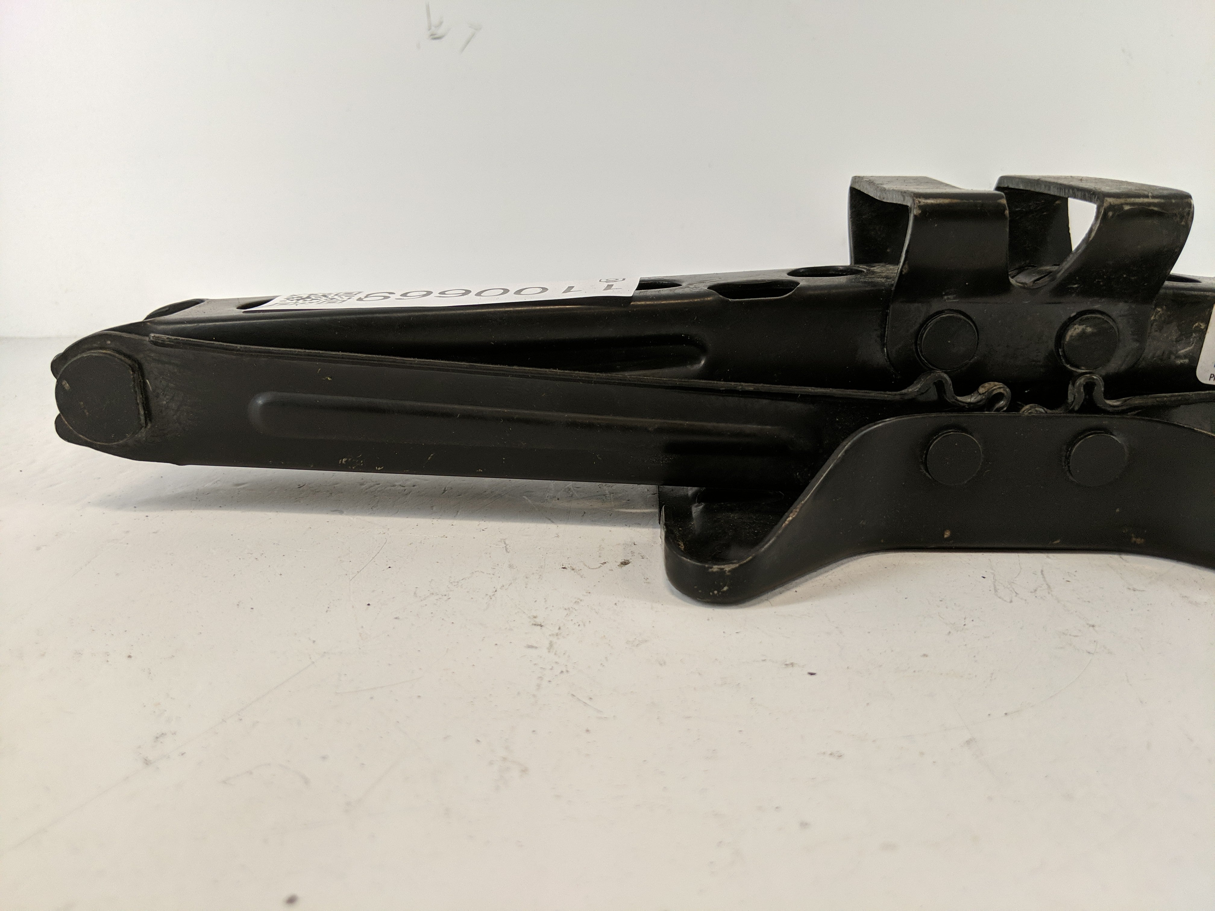 2016 Gmc Terrain Spare Scissor Car Jack - Oemusedautoparts1.com