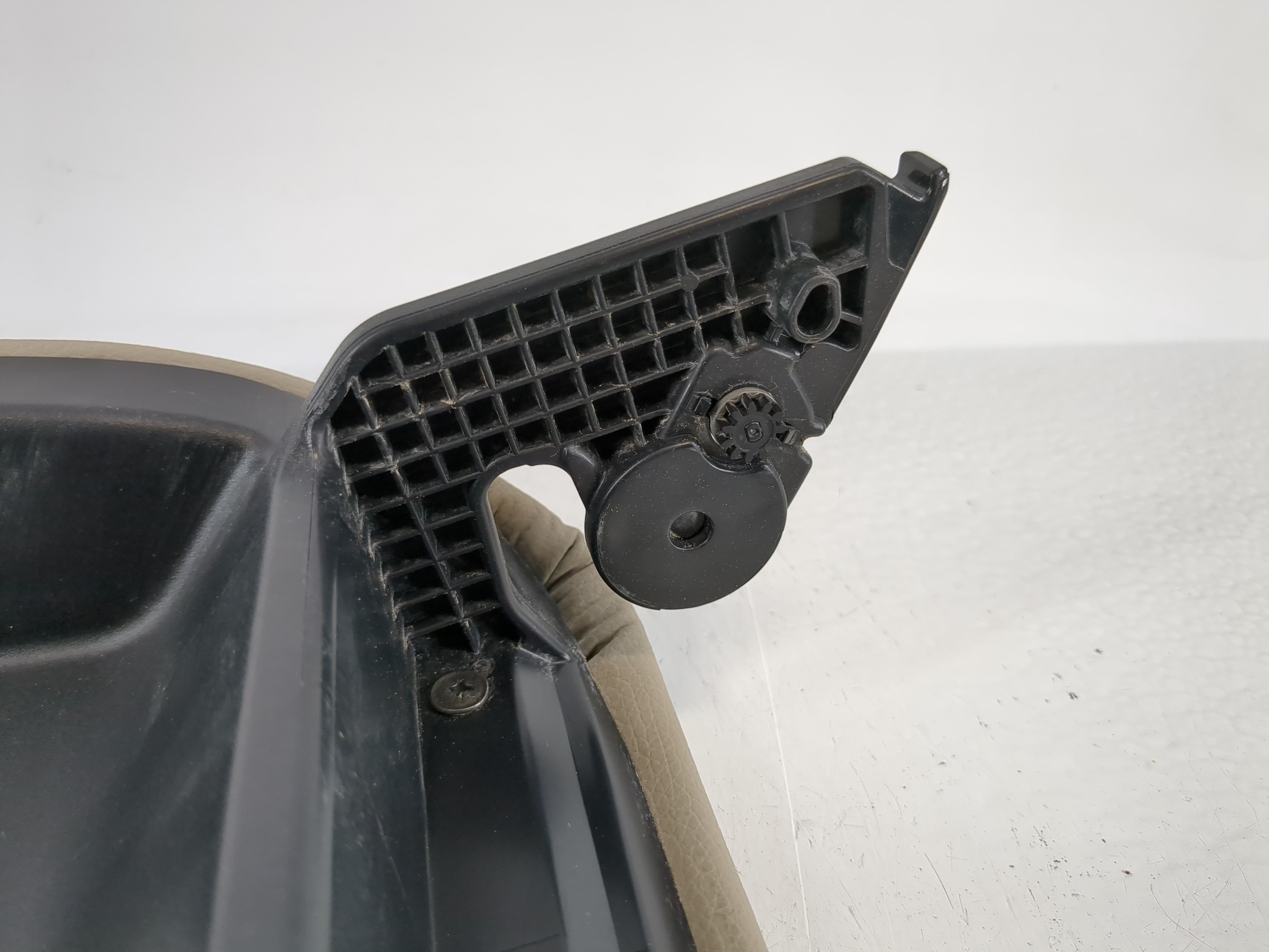 2013-2015 Honda Accord Center Console Armrest Cover Lid Fits Fits 2013 2014 2015 OEM Used Auto Parts - Oemusedautoparts1.com