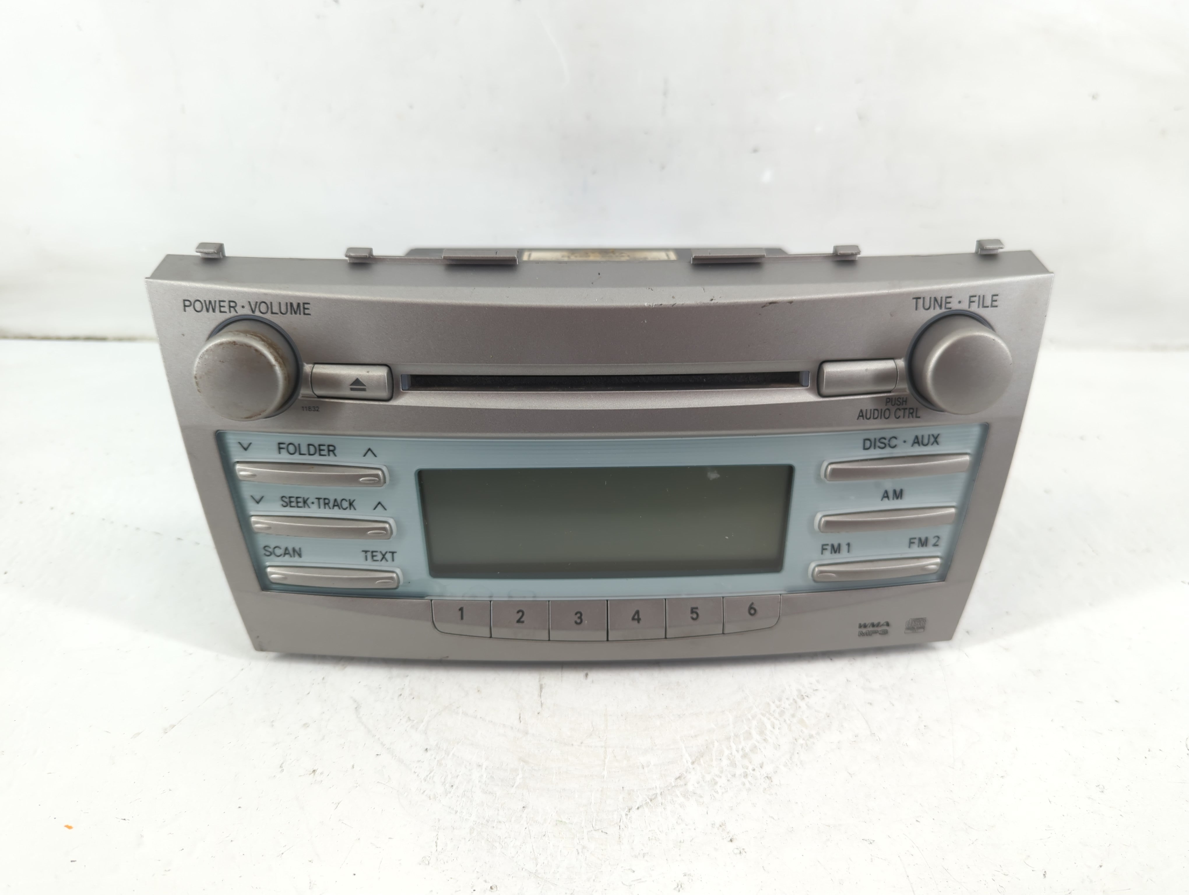 2007-2009 Toyota Camry Radio AM FM Cd Player Receiver Replacement P/N:86120-06181 Fits Fits 2007 2008 2009 OEM Used Auto Parts - Oemusedautoparts1.com