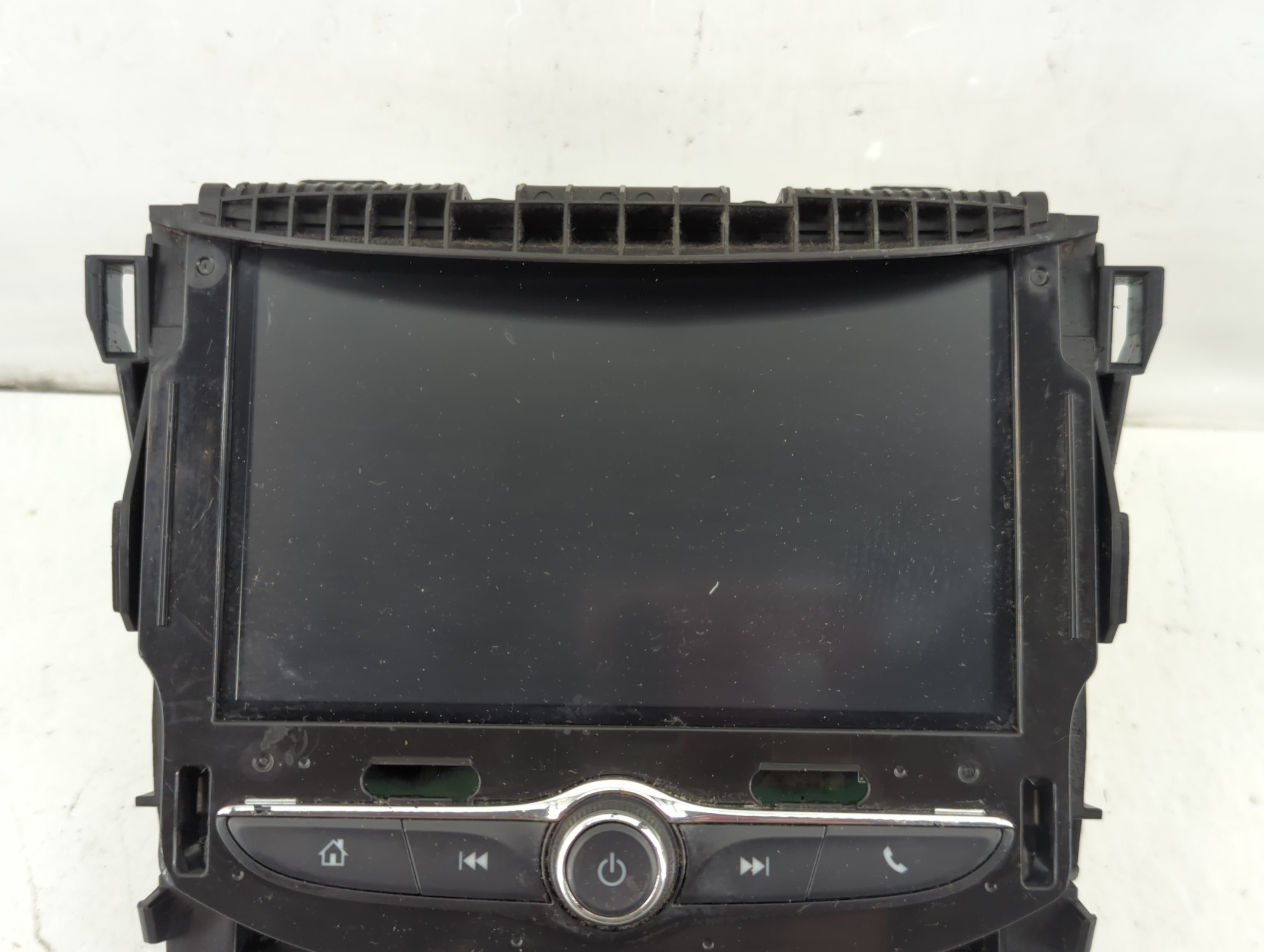 2017-2018 Chevrolet Cruze Radio AM FM Cd Player Receiver Replacement P/N:42554701 Fits Fits 2017 2018 2019 2020 2021 OEM Used Auto Parts - Oemusedautoparts1.com