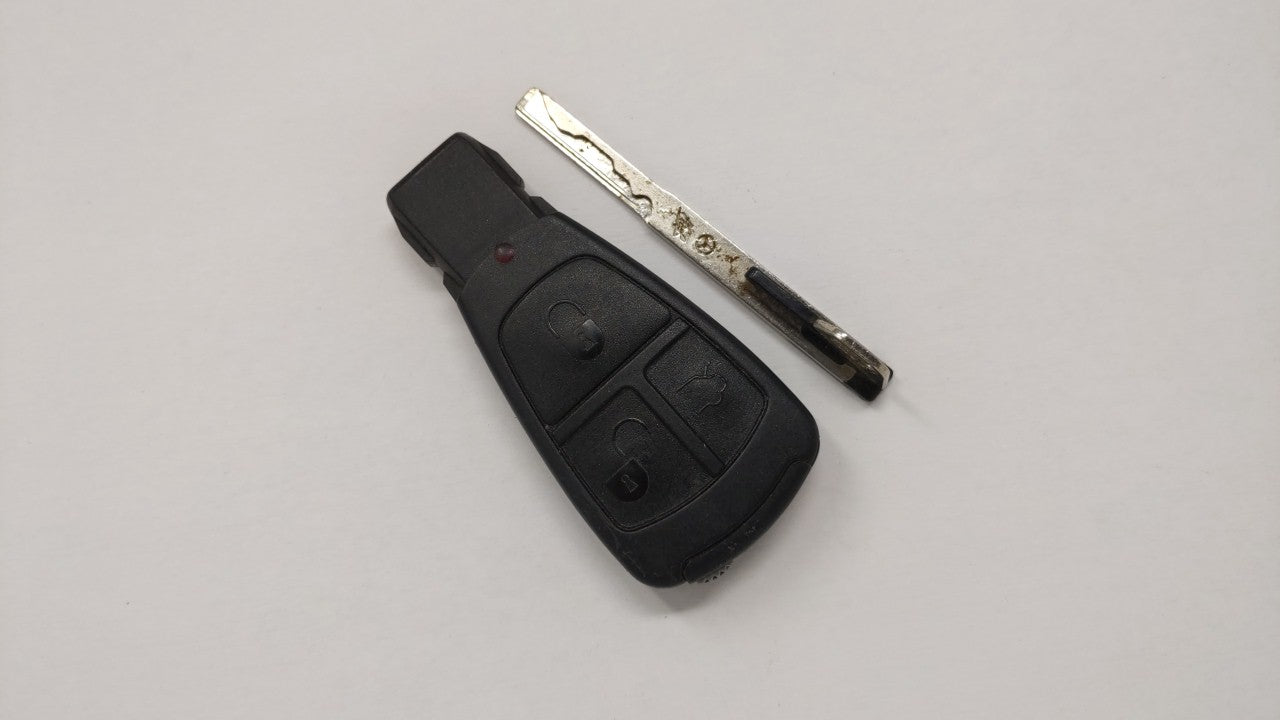 Mercedes-Benz Keyless Entry Remote Fob Iyz 3302 4 Buttons - Oemusedautoparts1.com