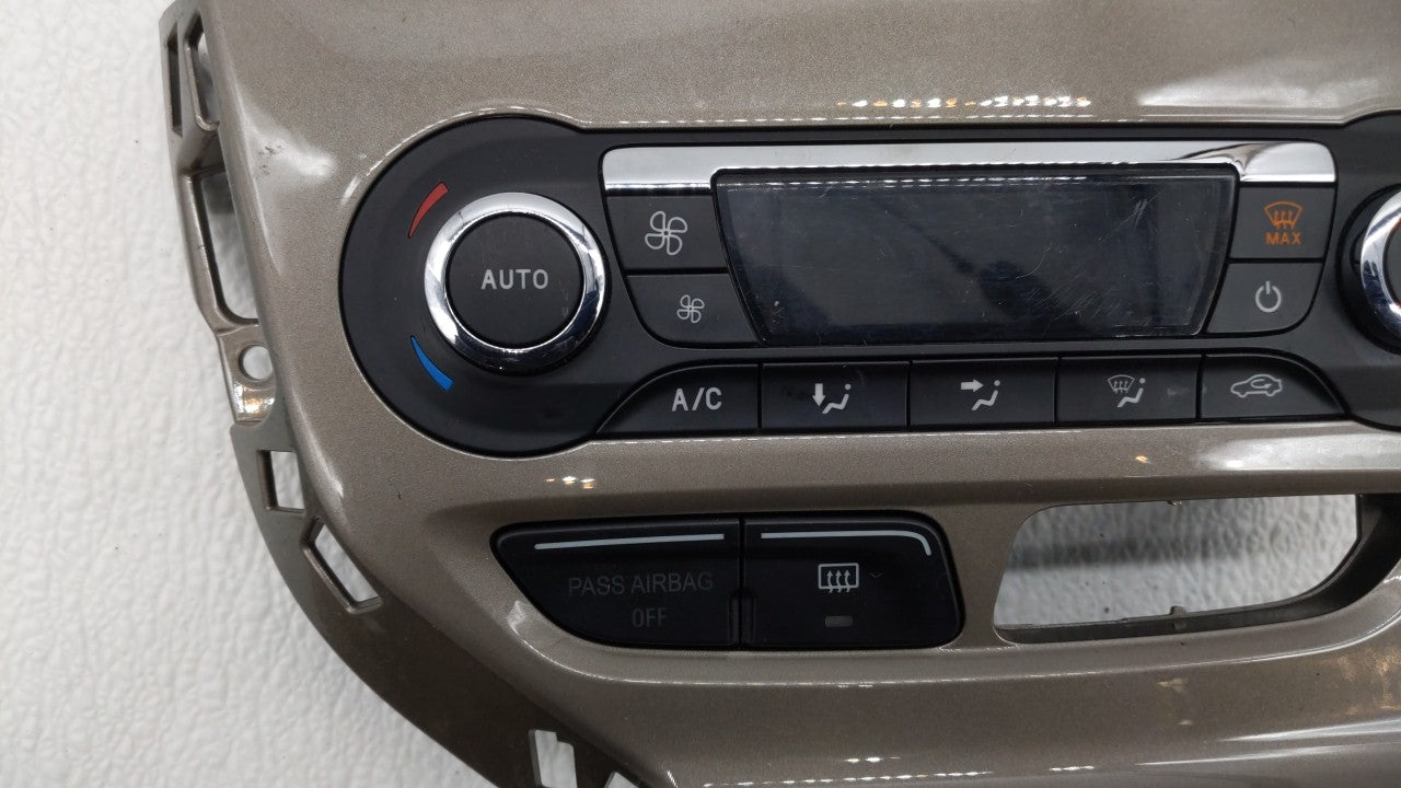 2012 Ford Focus Climate Control Module Temperature AC/Heater Replacement P/N:BM51-18522-BC BM5T-18C612-AJ, BM5T-18C612-AH Fits OEM Used Auto Parts - Oemusedautoparts1.com