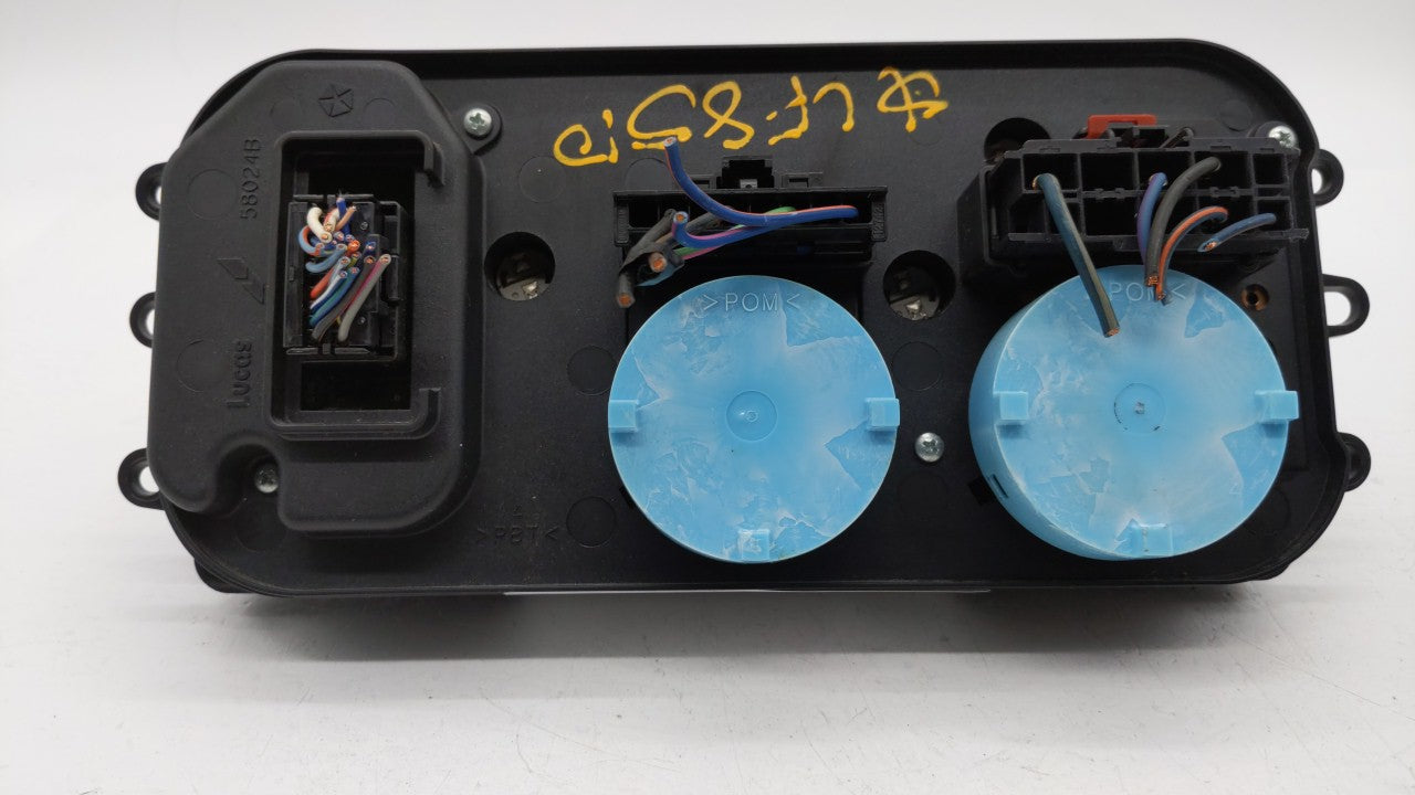 2005 Dodge Durango Climate Control Module Temperature AC/Heater Replacement P/N:P55057280AB P55057280AF Fits OEM Used Auto Parts - Oemusedautoparts1.com