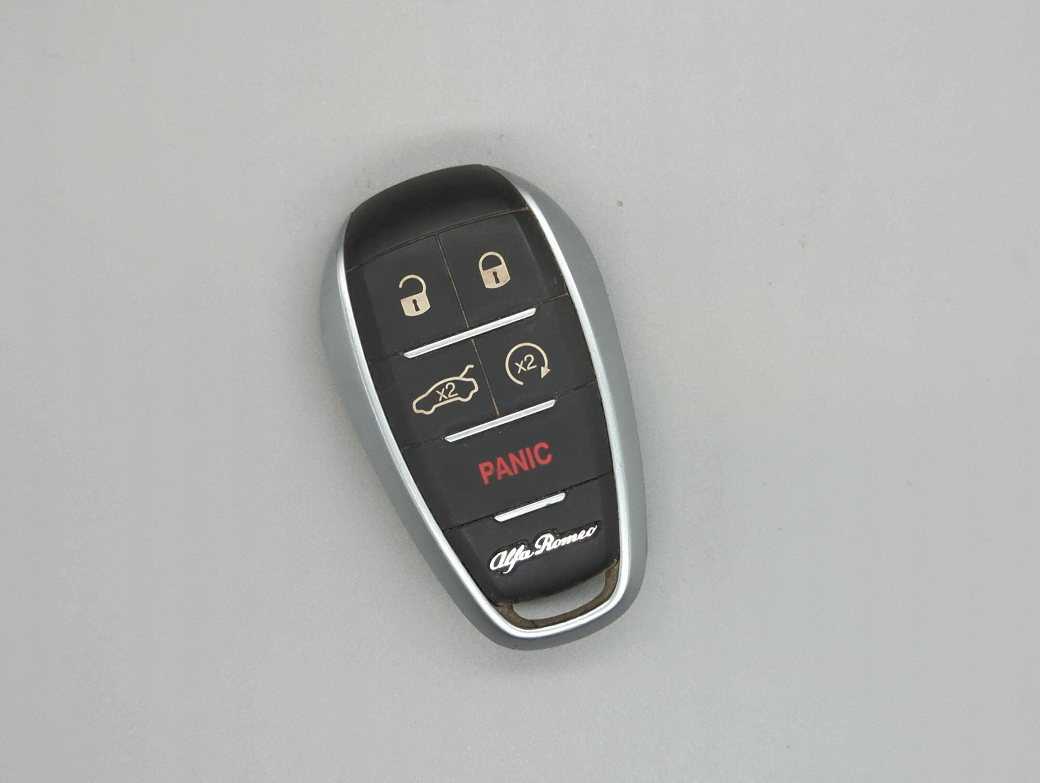 Alfa Romeo Keyless Entry Remote Fob KR5ALFA434 A2C97635101 156140444 5 buttons - Oemusedautoparts1.com