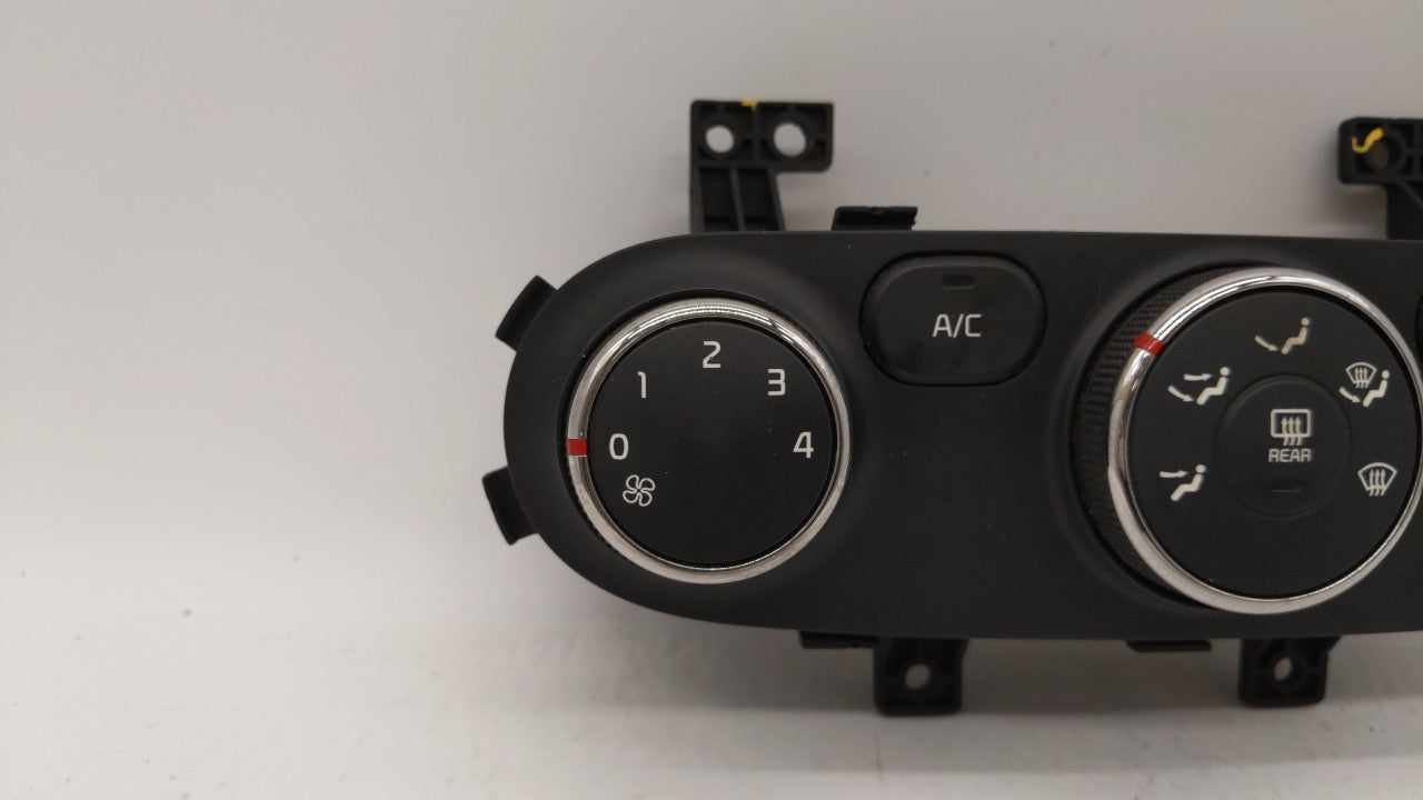 2014-2016 Kia Forte Climate Control Module Temperature AC/Heater Replacement P/N:97250-A7051WK 97250-B0AA0 Fits OEM Used Auto Parts - Oemusedautoparts1.com