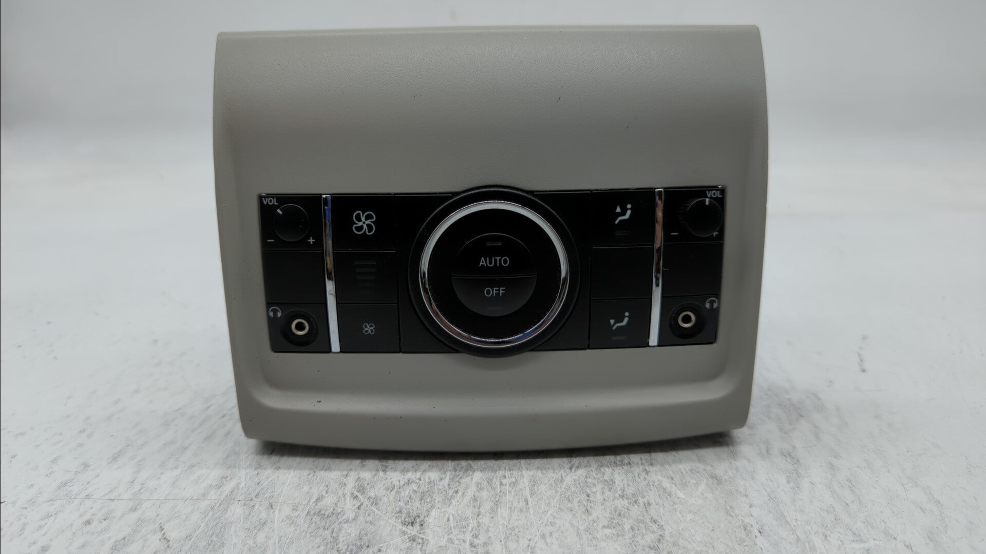 2006 Mercedes-Benz R350 Climate Control Module Temperature AC/Heater Replacement P/N:1648209989 A 164 820 99 89 Fits OEM Used Auto Parts - Oemusedautoparts1.com