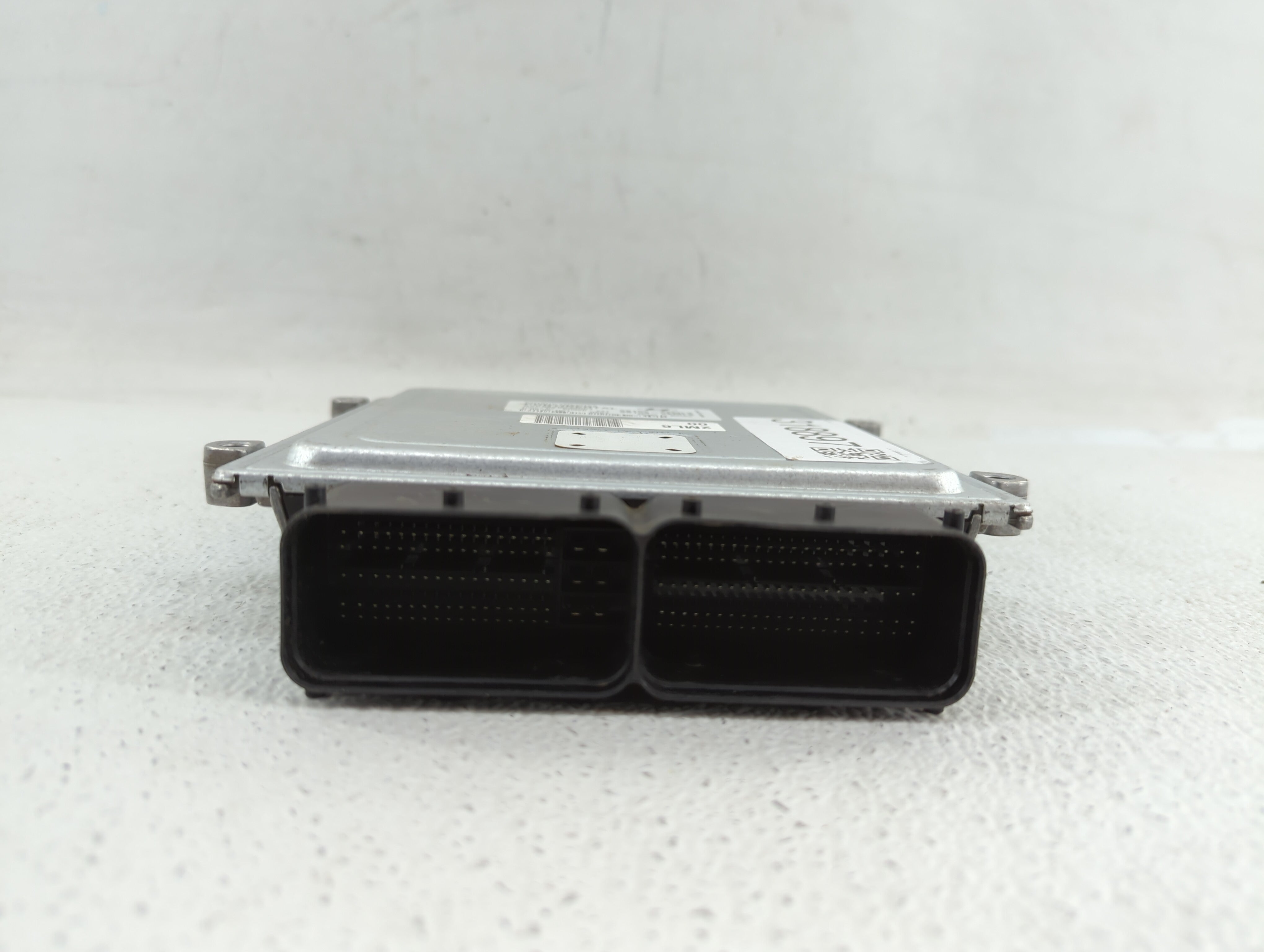 2014-2016 Hyundai Elantra PCM Engine Control Computer ECU ECM PCU OEM P/N:39103-2EML5 39102-2EML5 Fits Fits 2014 2015 2016 OEM Used Auto Parts - Oemusedautoparts1.com 