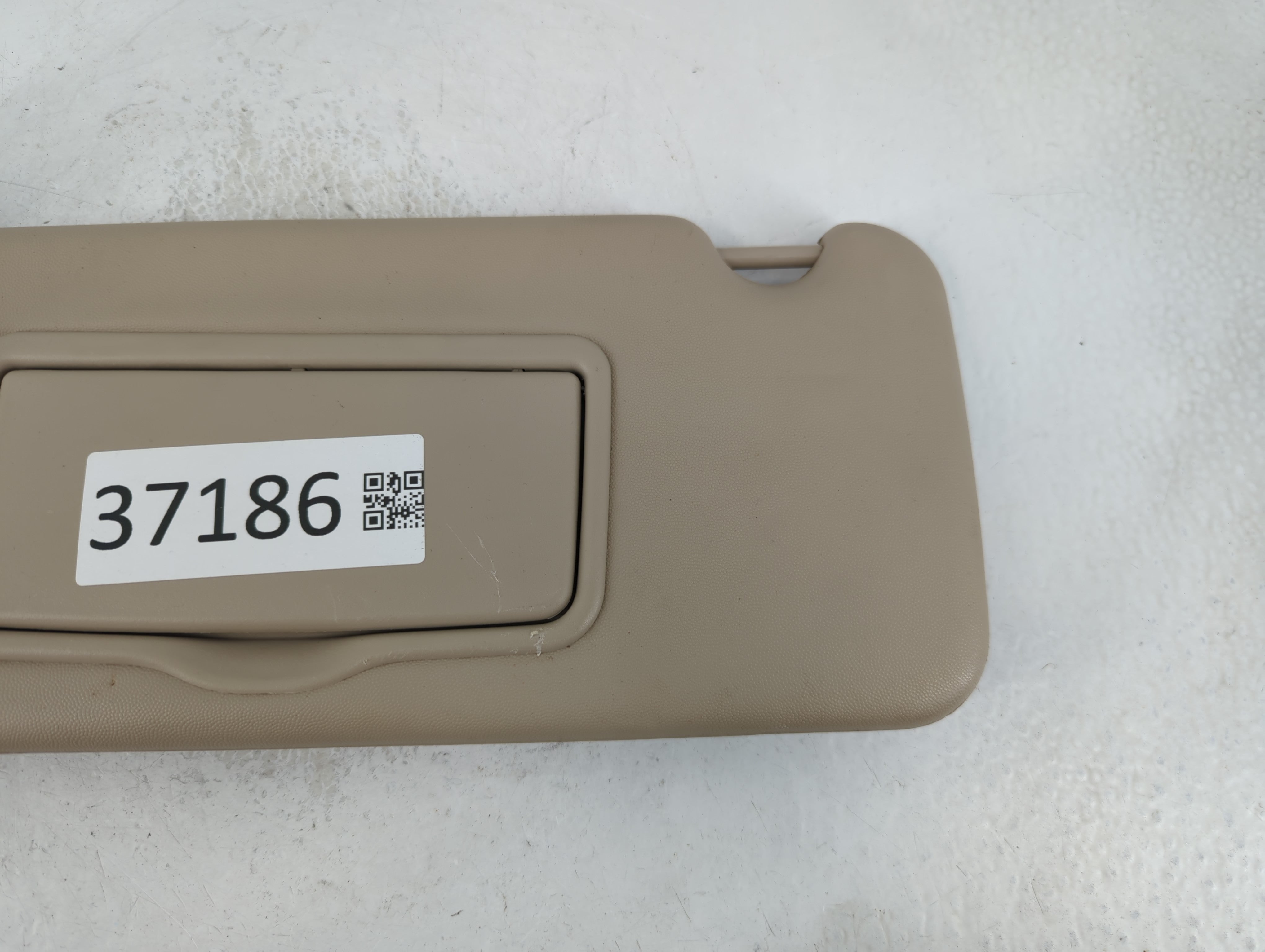 2004-2009 Cadillac Srx Sun Visor Shade Replacement Passenger Right Mirror Fits Fits 2004 2005 2006 2007 2008 2009 OEM Used Auto Parts - Oemusedautoparts1.com