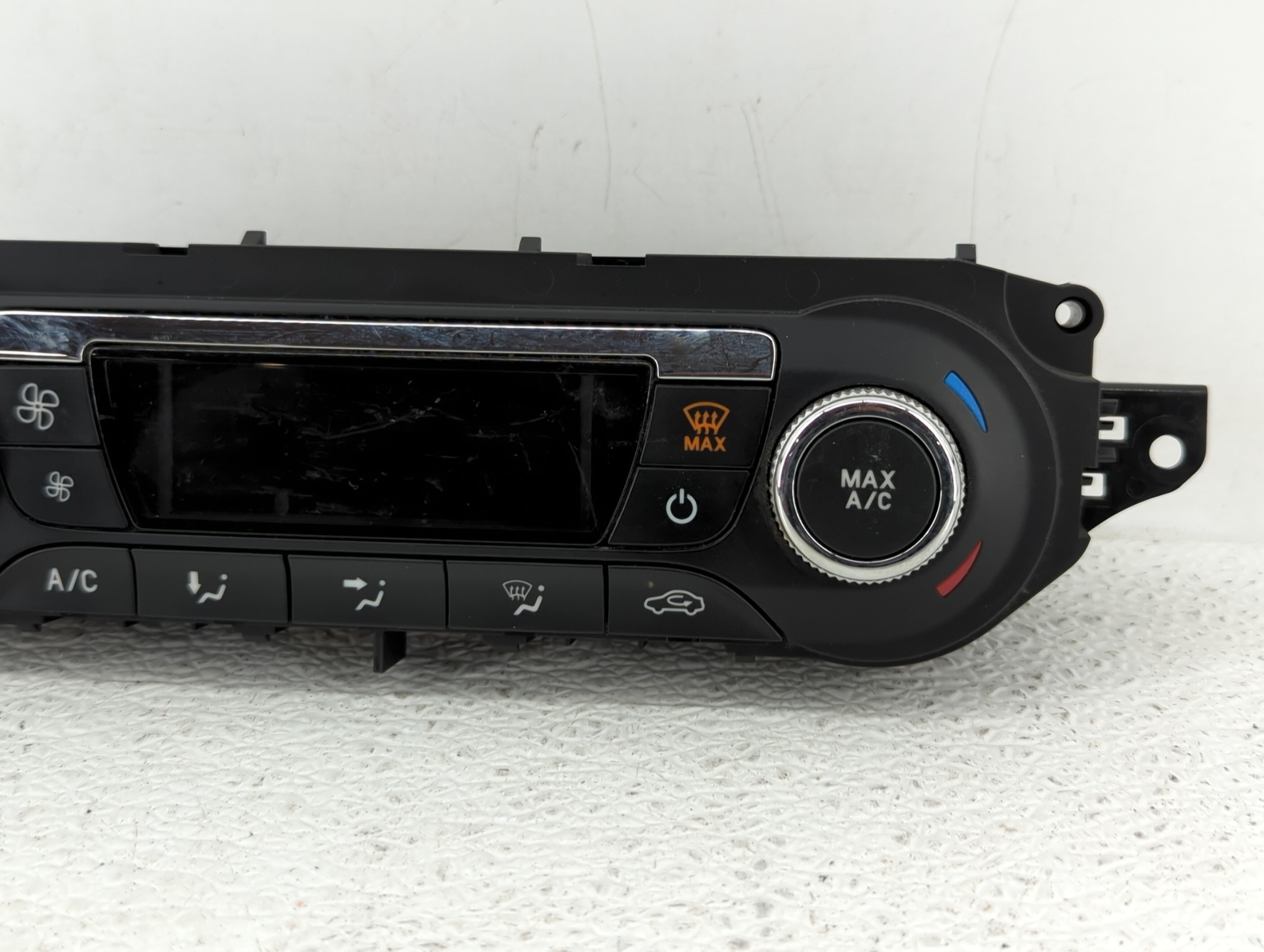 2015-2016 Ford Escape Climate Control Module Temperature AC/Heater Replacement P/N:CJ5T-18C612-BE CJ5T-18C612-BC Fits OEM Used Auto Parts - Oemusedautoparts1.com
