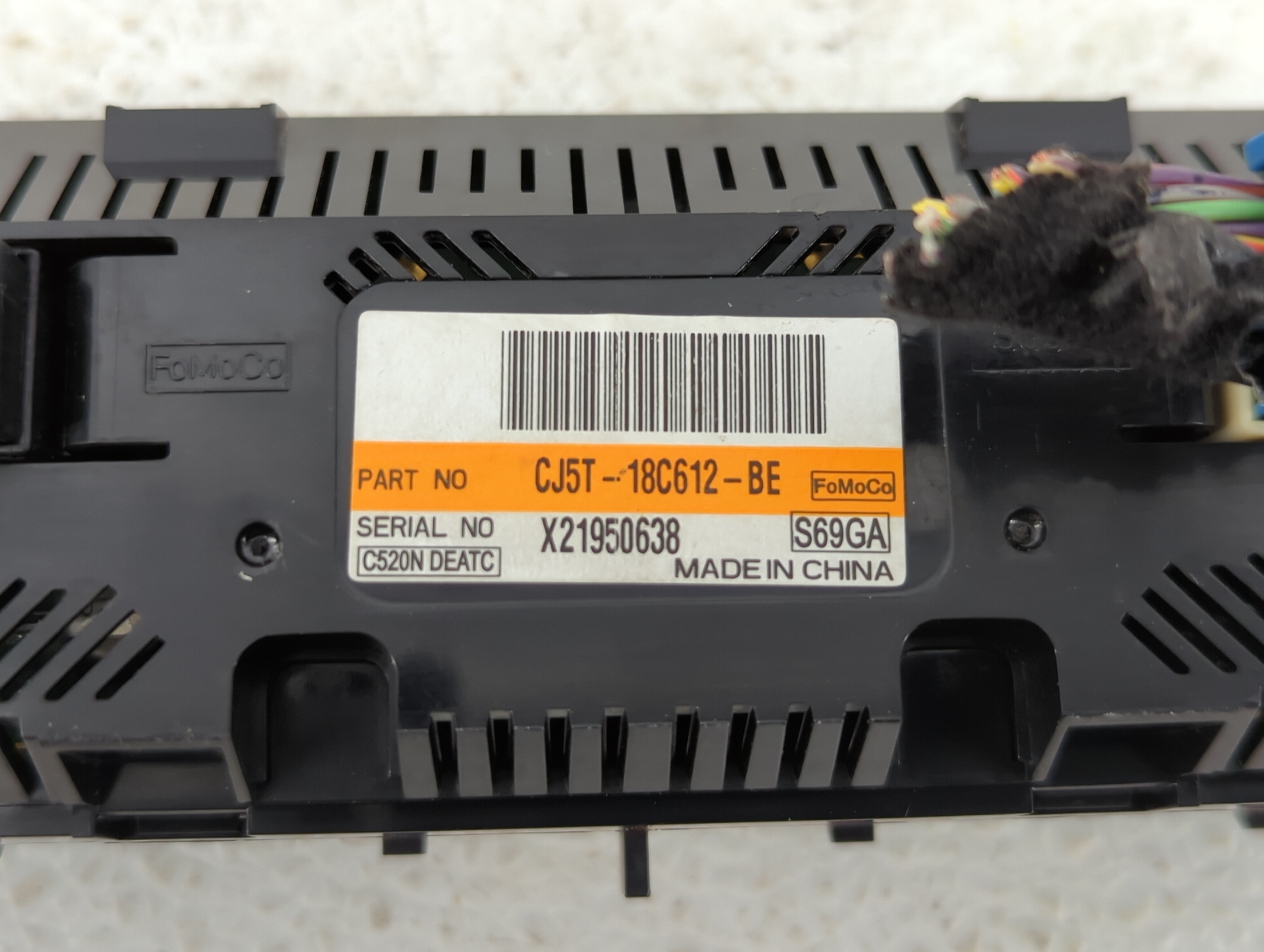 2015-2016 Ford Escape Climate Control Module Temperature AC/Heater Replacement P/N:CJ5T-18C612-BE CJ5T-18C612-BC Fits OEM Used Auto Parts - Oemusedautoparts1.com