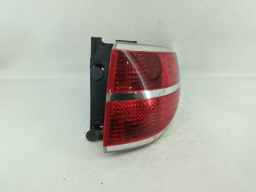 2007 Saturn Outlook Tail Light Assembly Passenger Right OEM P/N:15114445 Fits OEM Used Auto Parts