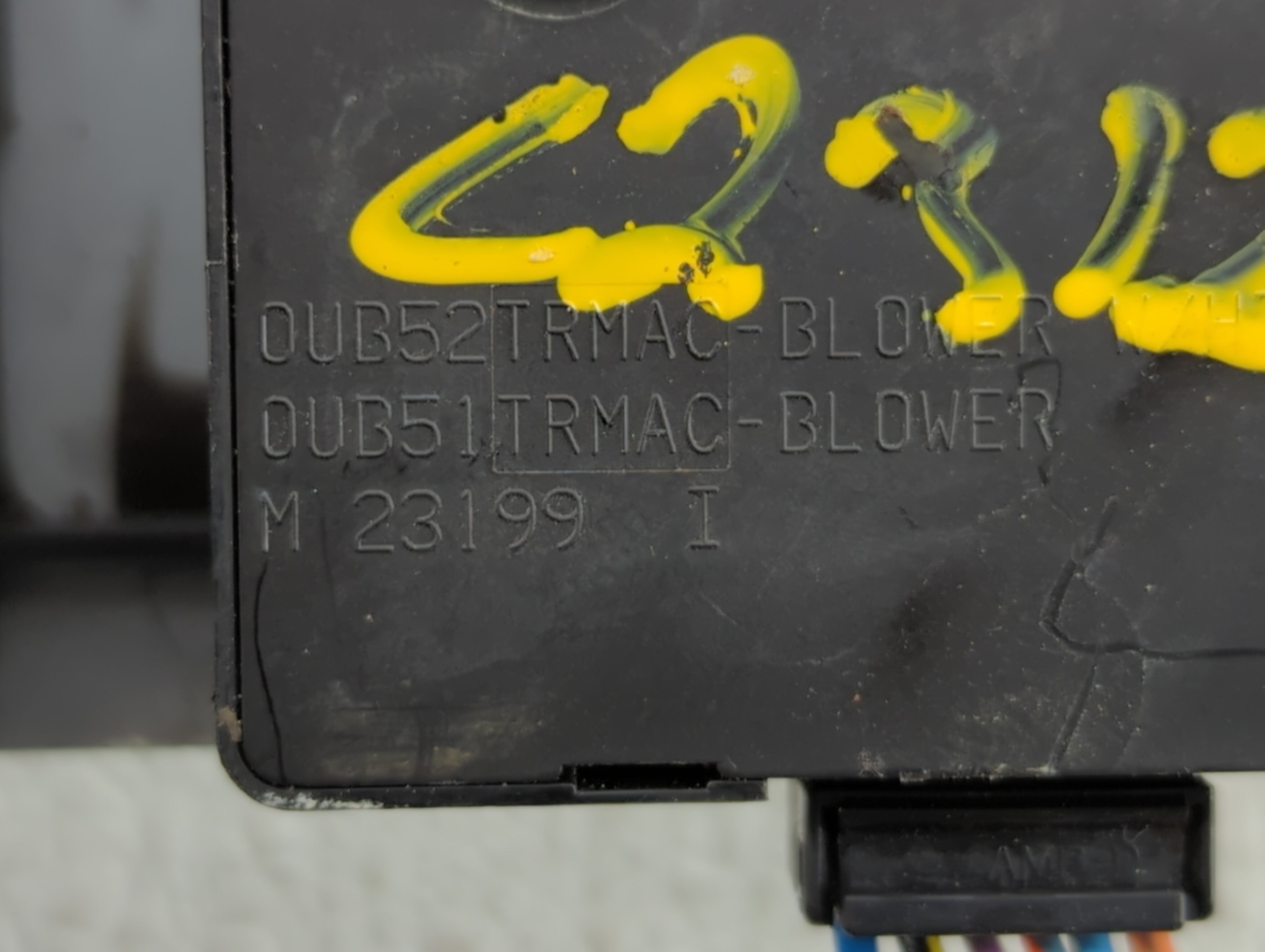 2005 Chrysler Pacifica Climate Control Module Temperature AC/Heater Replacement Fits OEM Used Auto Parts - Oemusedautoparts1.com