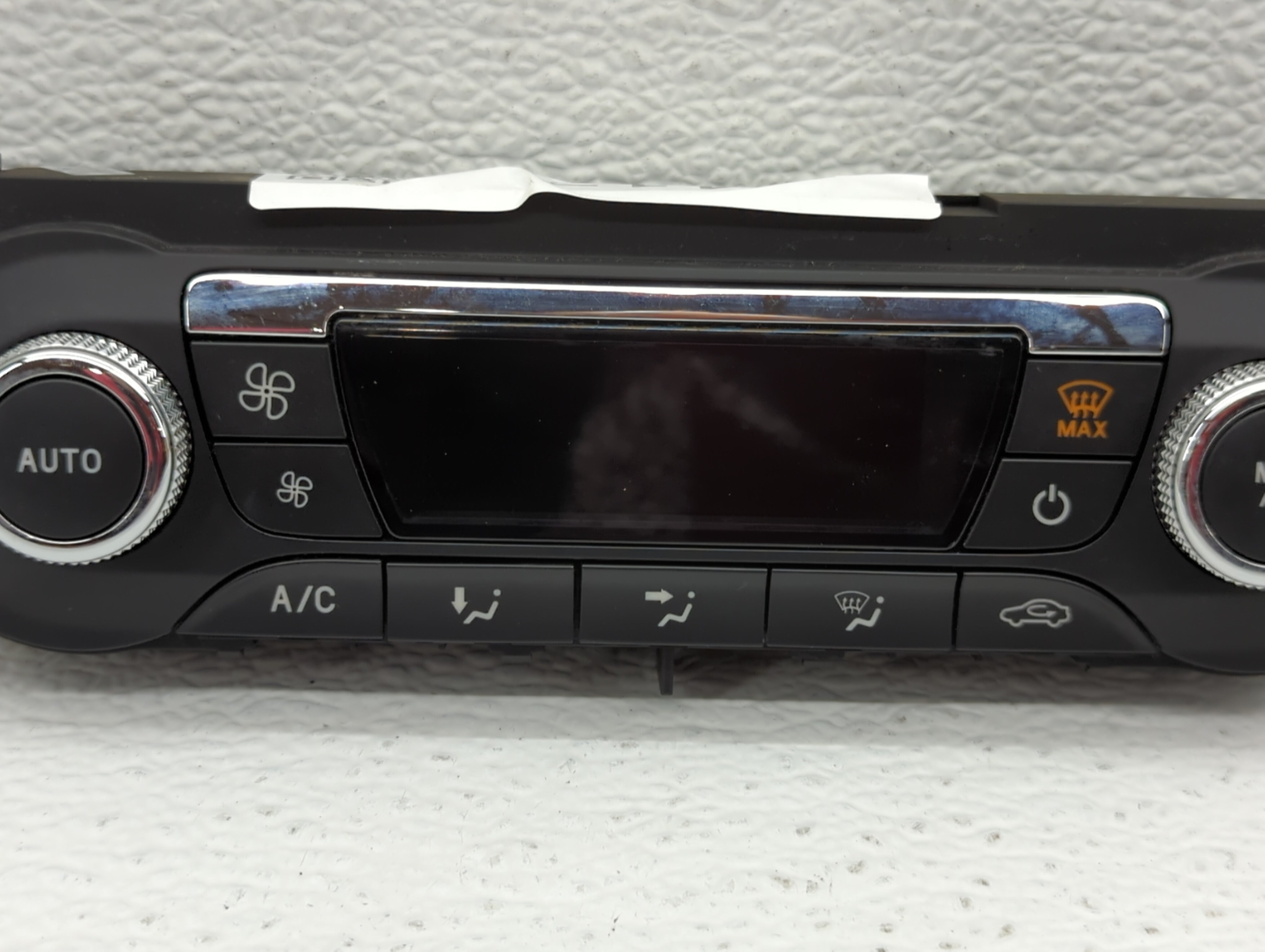 2015-2016 Ford Escape Climate Control Module Temperature AC/Heater Replacement P/N:CJ5T-18C612-BE Fits Fits 2015 2016 OEM Used Auto Parts - Oemusedautoparts1.com