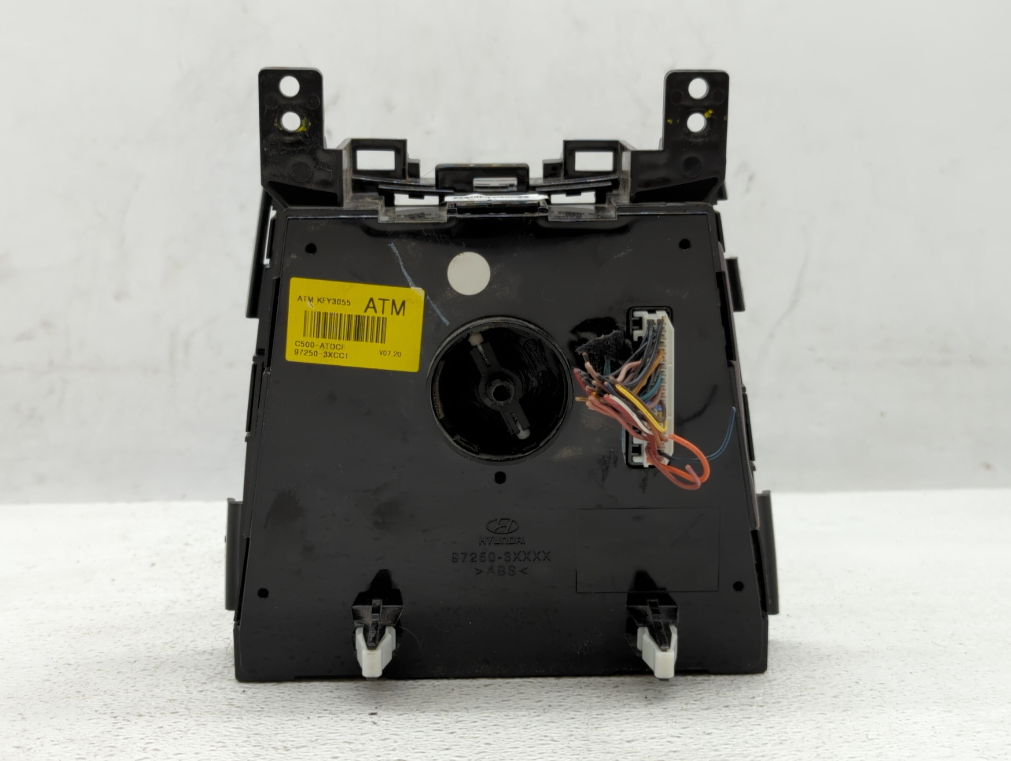 2014-2016 Hyundai Elantra Climate Control Module Temperature AC/Heater Replacement P/N:97250-3XXXX Fits Fits 2014 2015 2016 OEM Used Auto Parts - Oemusedautoparts1.com