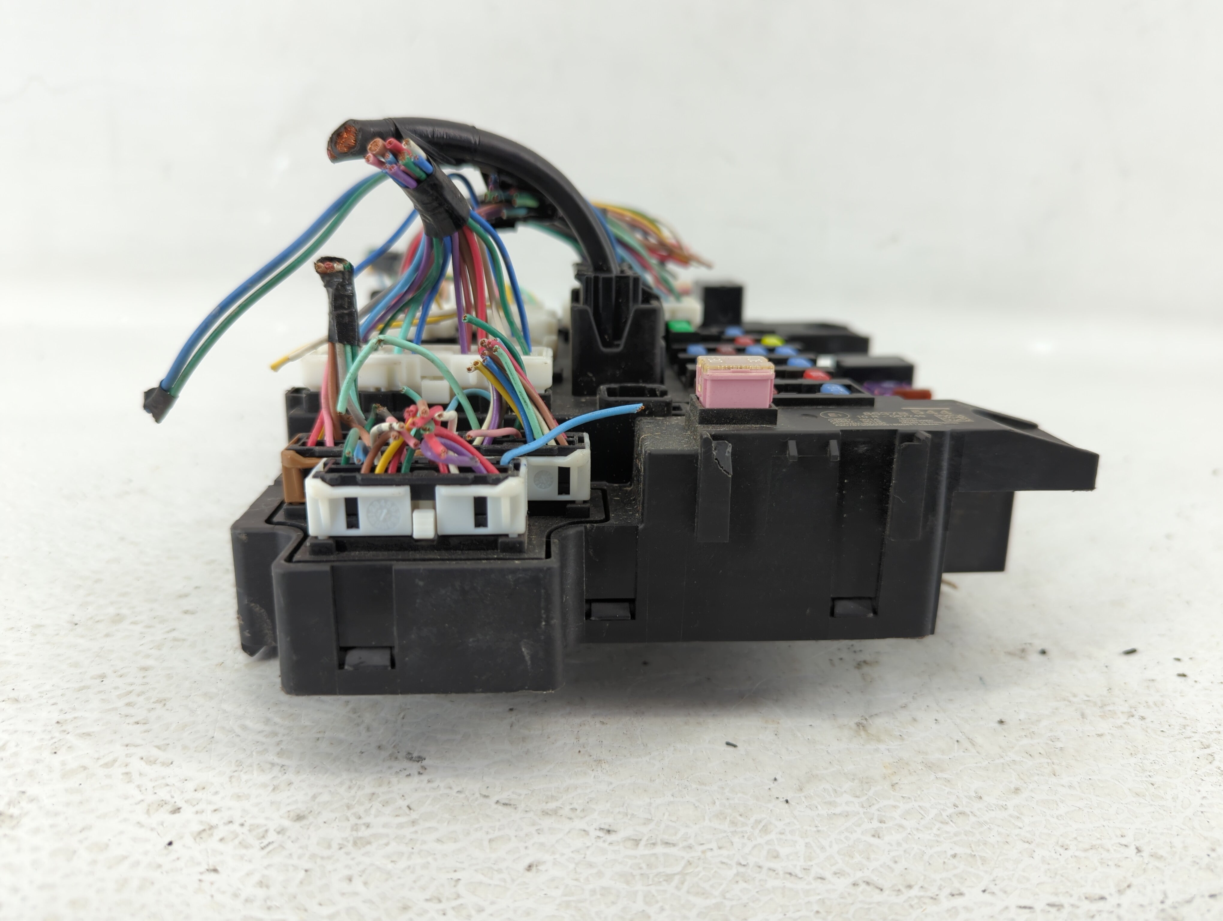 2012-2017 Mitsubishi Outlander Sport Fusebox Fuse Box Panel Relay Module P/N:8637B544 Fits Fits 2012 2013 2014 2015 2016 2017 OEM Used Auto Parts - Oemusedautoparts1.com