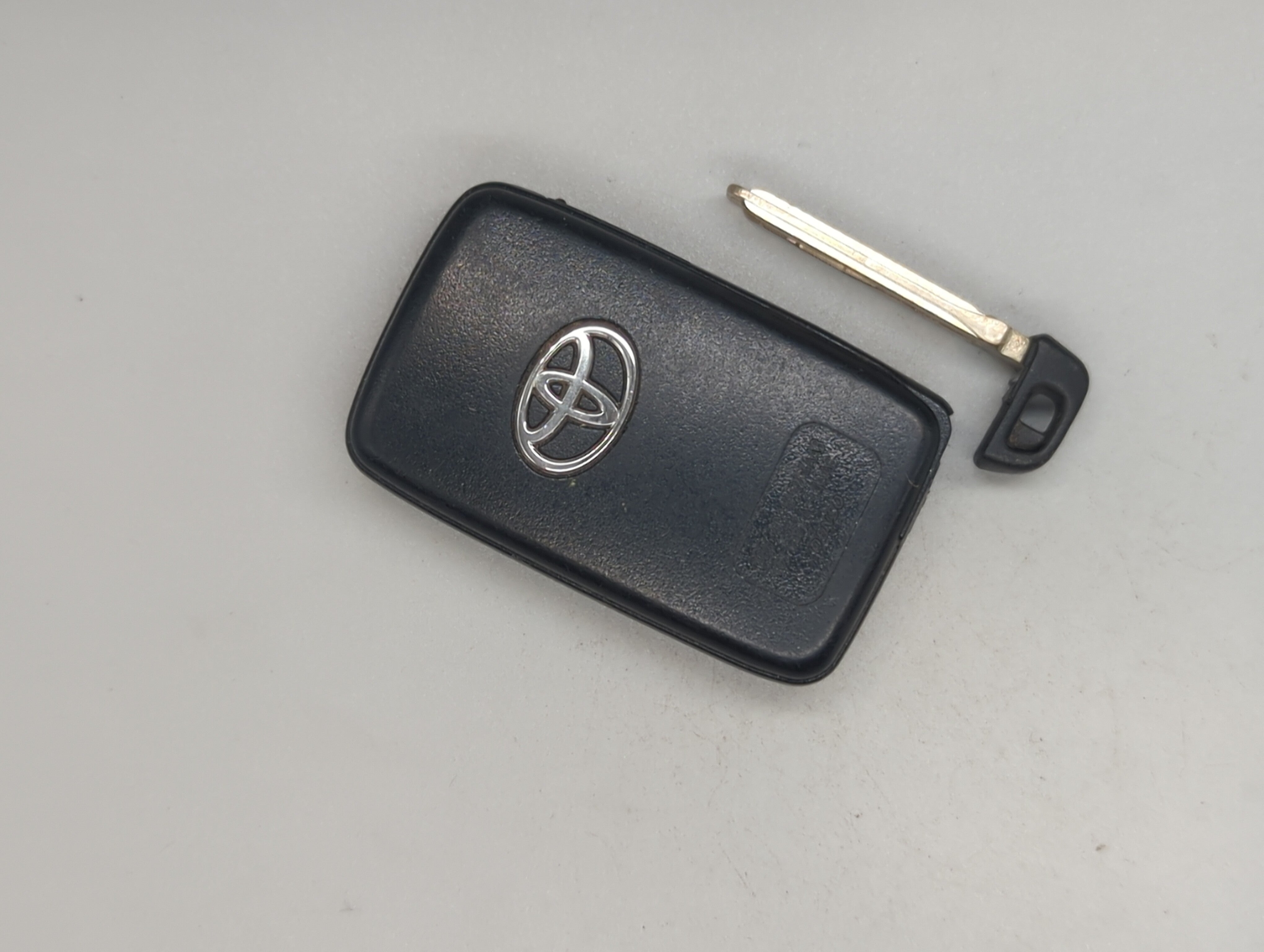 Toyota Highlander Keyless Entry Remote Fob HYQ14AAB 271451-0140 4 buttons - Oemusedautoparts1.com
