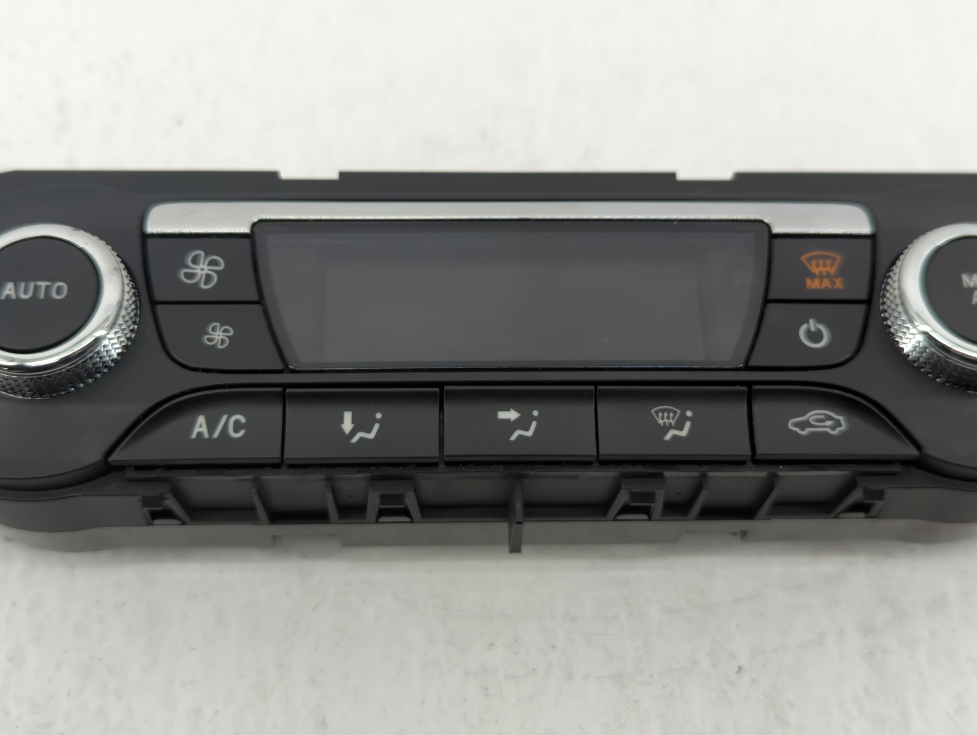 2015-2016 Ford Escape Climate Control Module Temperature AC/Heater Replacement P/N:CJ5T-18C612-BE Fits Fits 2015 2016 OEM Used Auto Parts - Oemusedautoparts1.com