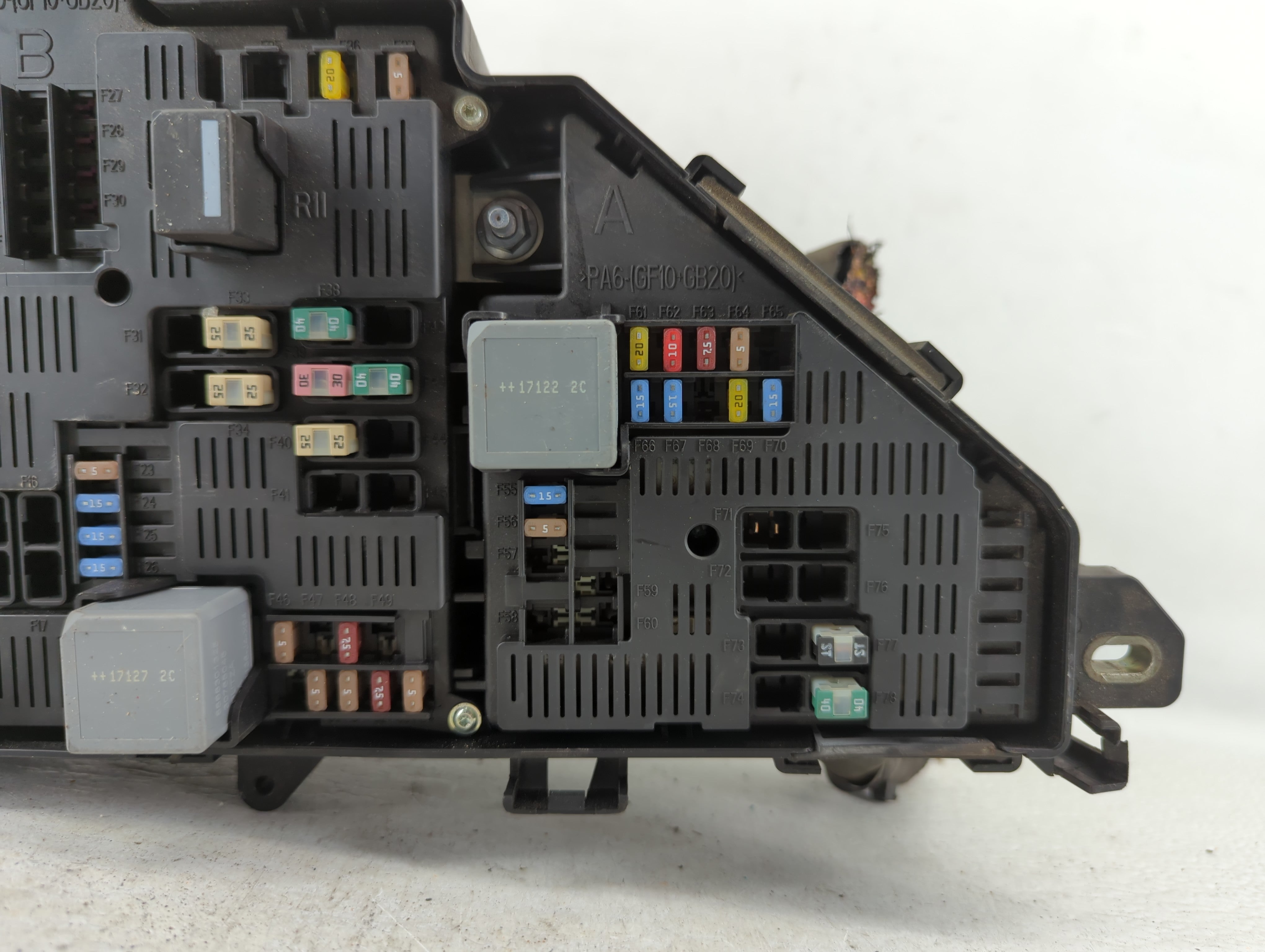 2016-2021 Volvo Xc90 Fusebox Fuse Box Panel Relay Module P/N:PA6-GF10-GB20 Fits Fits 2016 2017 2018 2019 2020 2021 OEM Used Auto Parts - Oemusedautoparts1.com