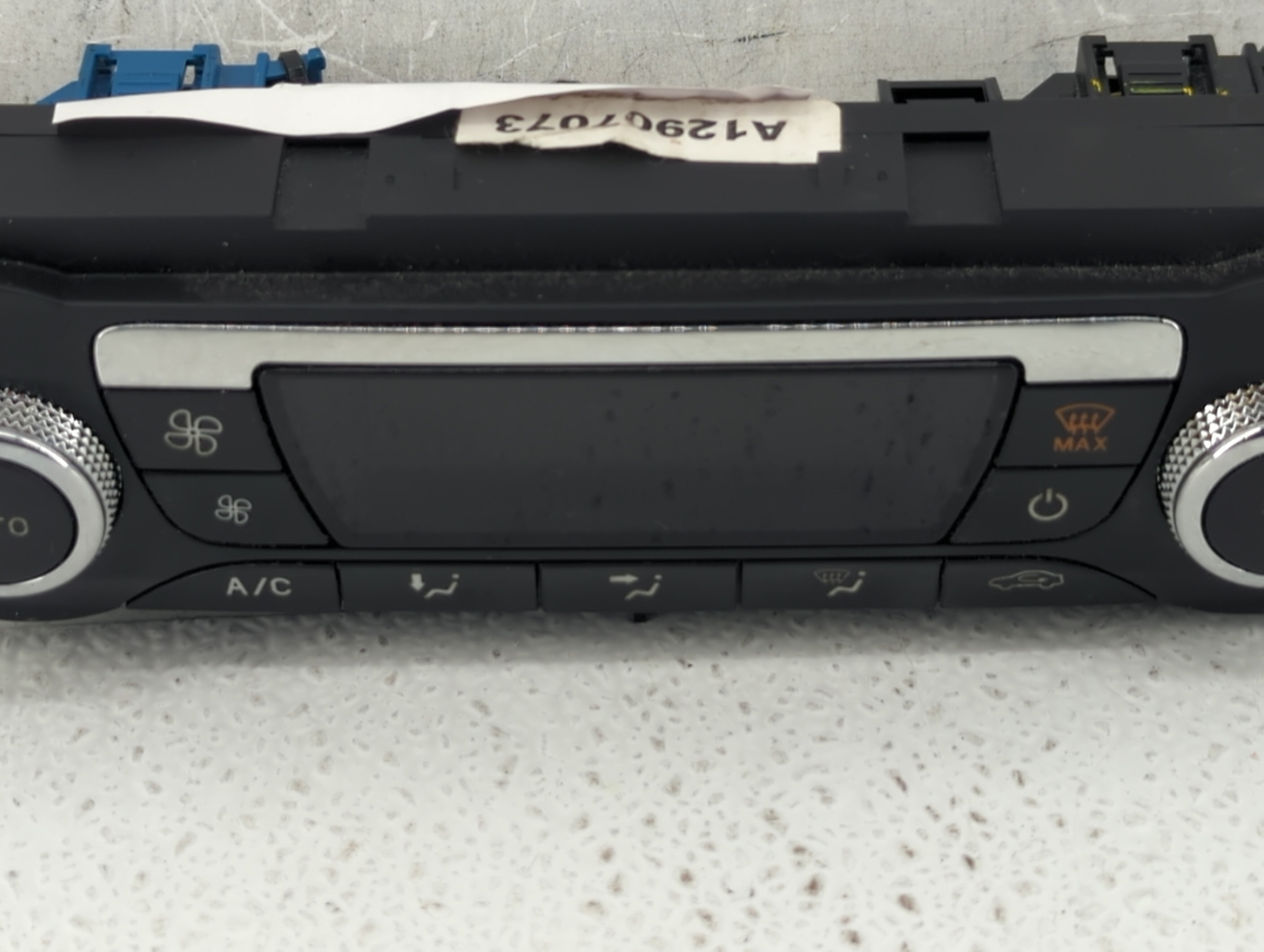 2013-2015 Ford Escape Climate Control Module Temperature AC/Heater Replacement P/N:CJ5T-18C612-BC CJ54 18835 EE3 Fits OEM Used Auto Parts - Oemusedautoparts1.com