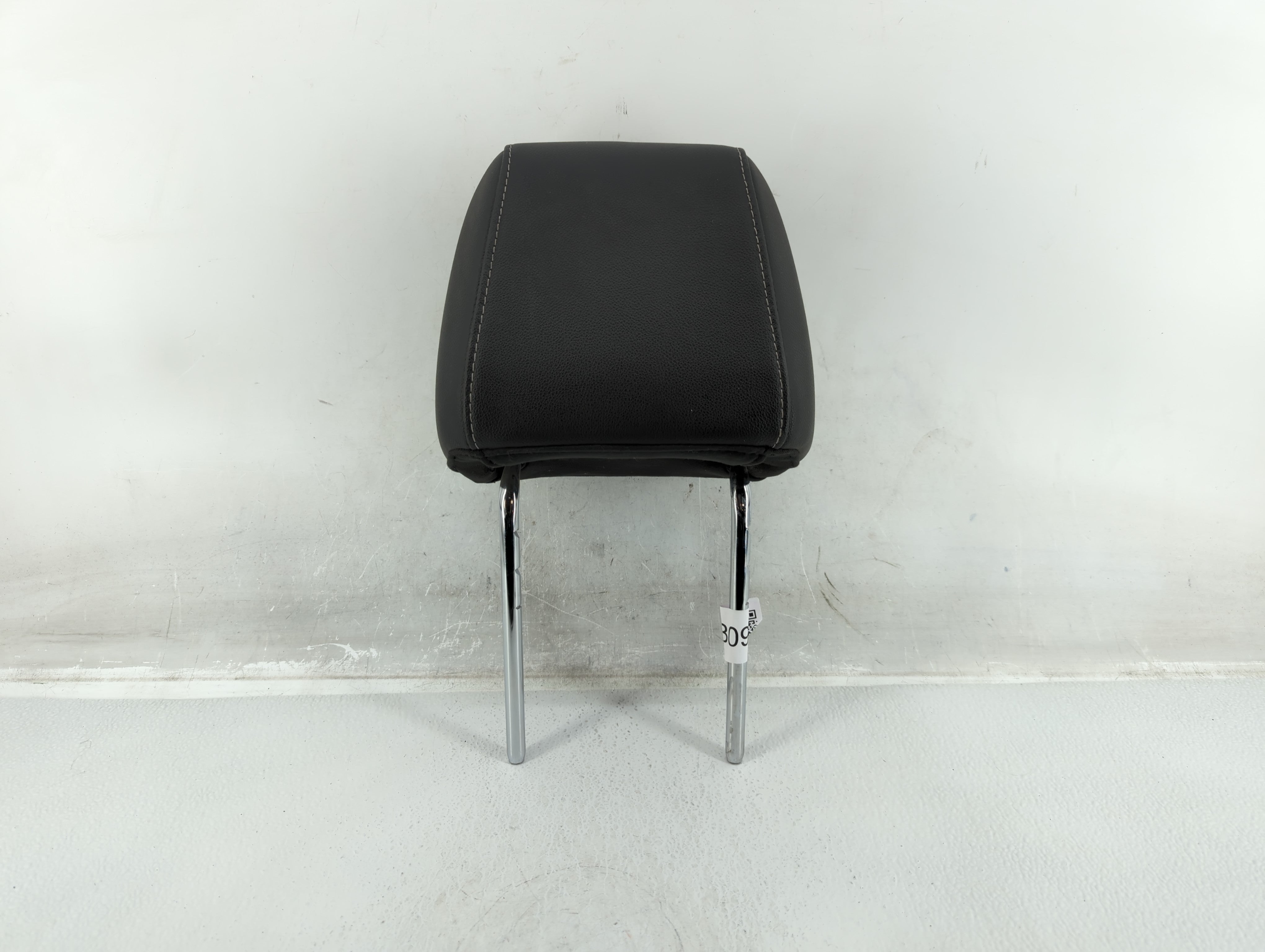 2013 Ford Escape Headrest Head Rest Front Driver Passenger Seat Fits OEM Used Auto Parts - Oemusedautoparts1.com