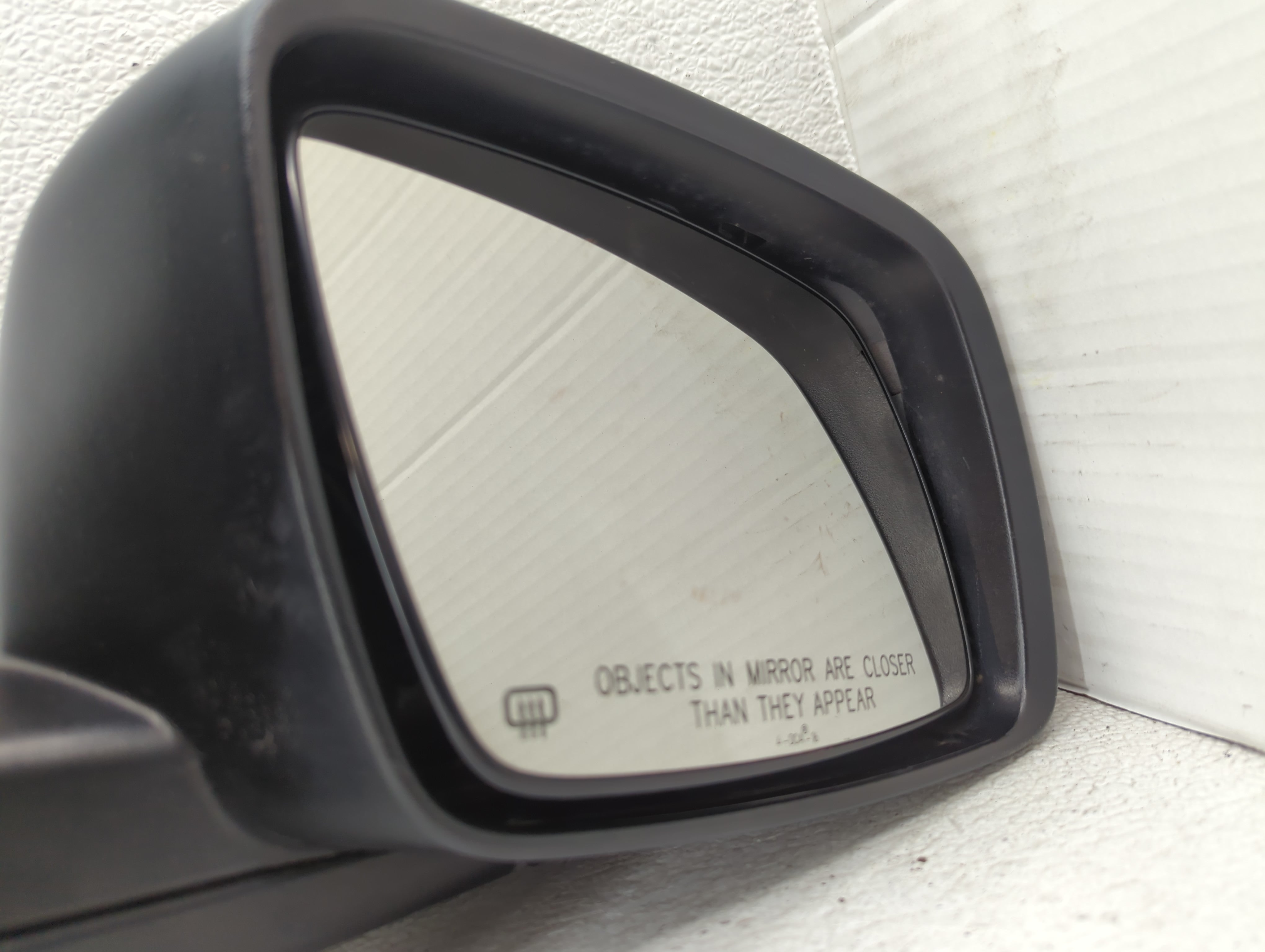 2016 Dodge Journey Side Mirror Replacement Passenger Right View Door Mirror P/N:509 8 1AUAA Fits OEM Used Auto Parts - Oemusedautoparts1.com