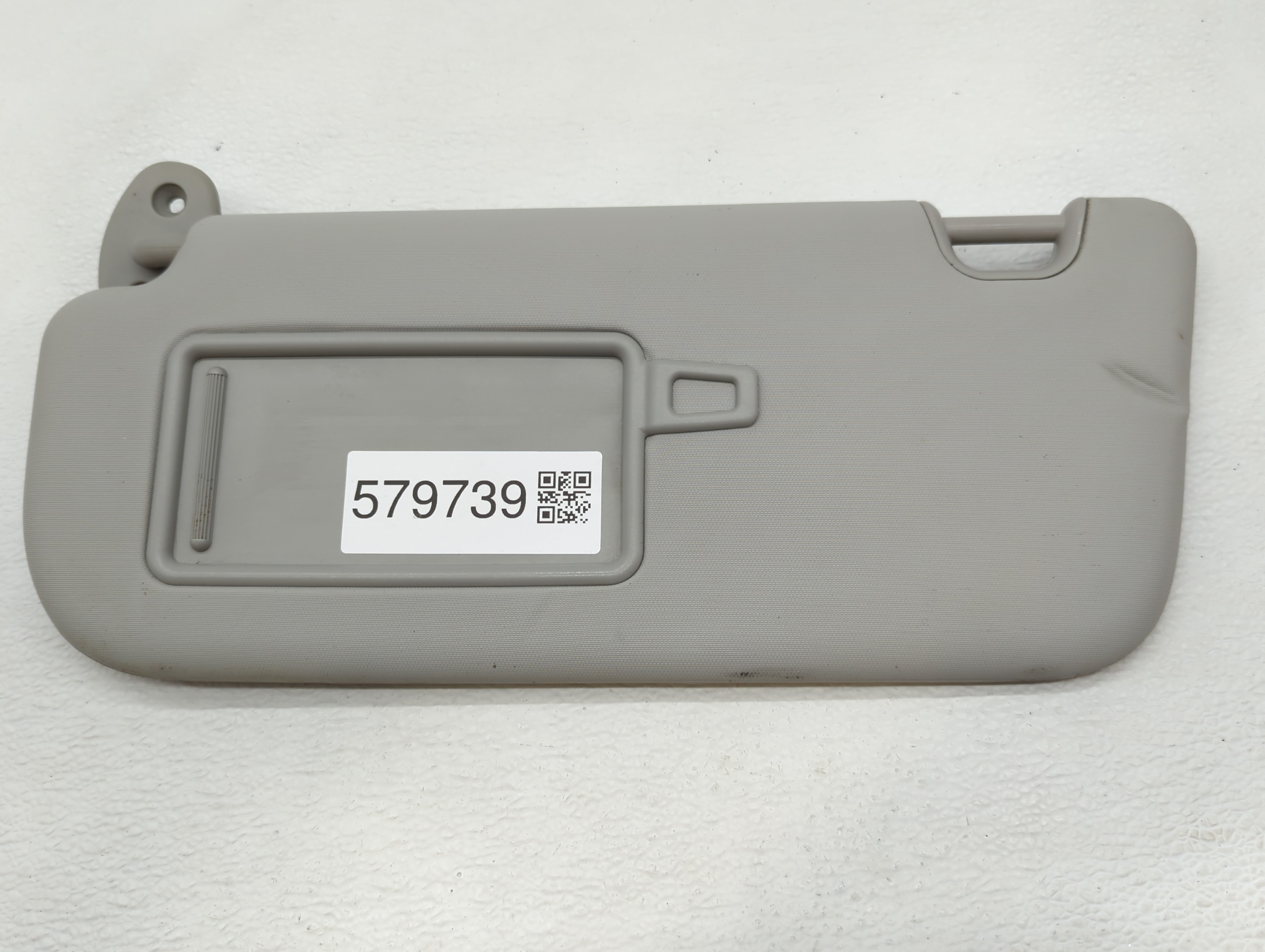 2014-2019 Kia Soul Sun Visor Shade Replacement Passenger Right Mirror Fits Fits 2014 2015 2016 2017 2018 2019 OEM Used Auto Parts - Oemusedautoparts1.com