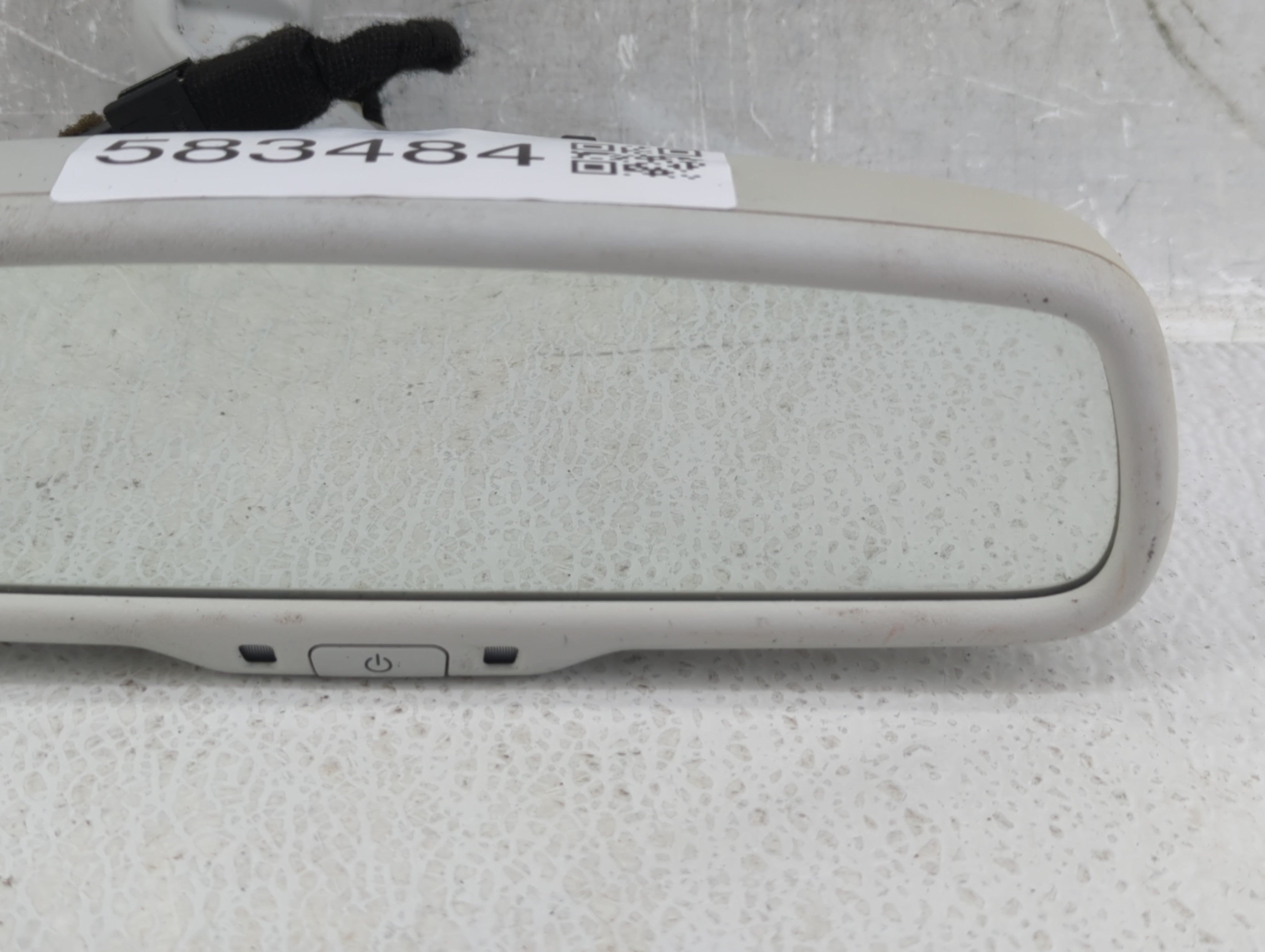 2014 Fiat 500l Interior Rear View Mirror Replacement OEM P/N:E3021035 Fits OEM Used Auto Parts - Oemusedautoparts1.com