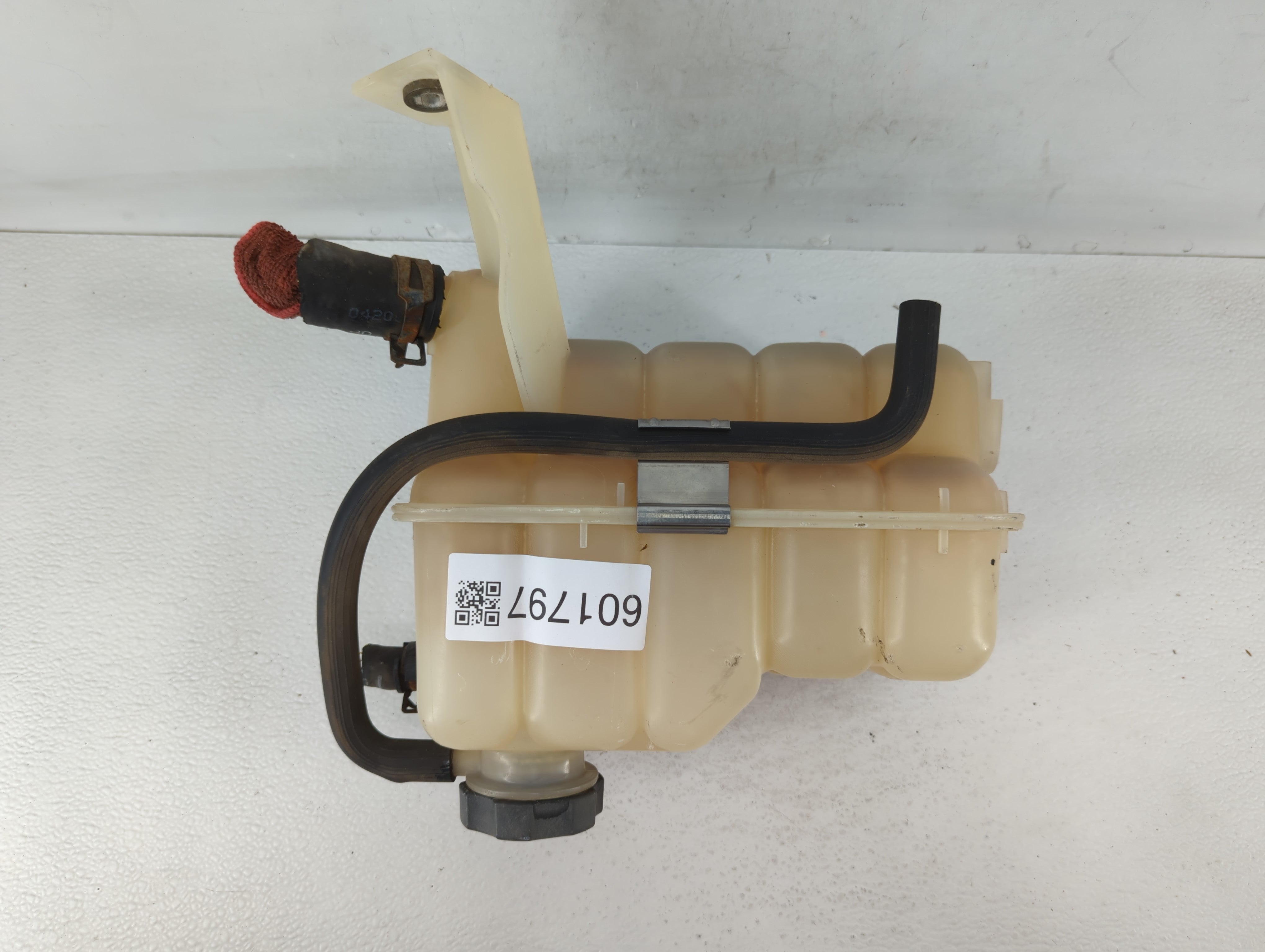 Radiator Coolant Overflow Expansion Tank Bottle - Oemusedautoparts1.com