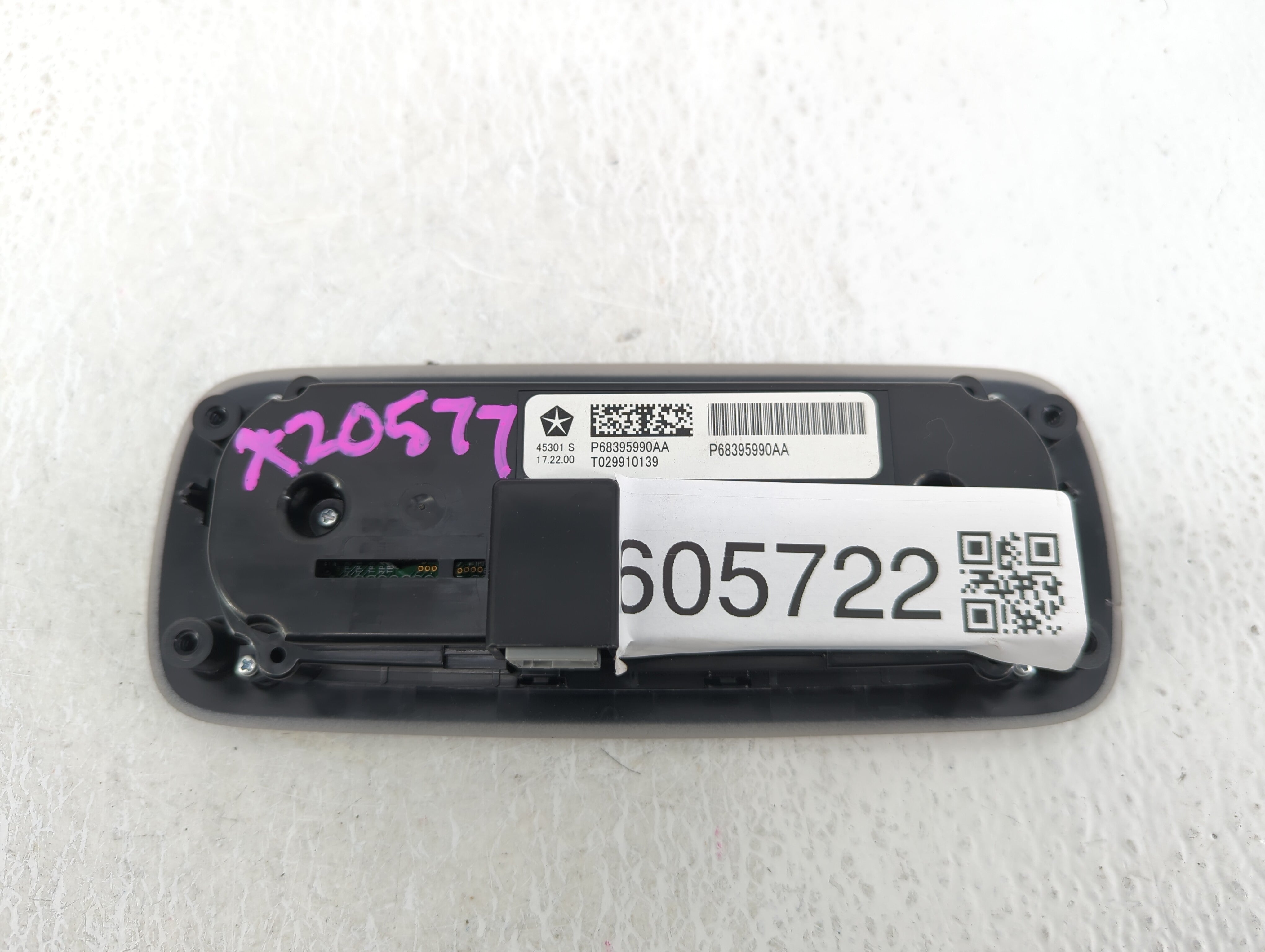 2017-2021 Chrysler Pacifica Climate Control Module Temperature AC/Heater Replacement P/N:068395990AA Fits OEM Used Auto Parts - Oemusedautoparts1.com