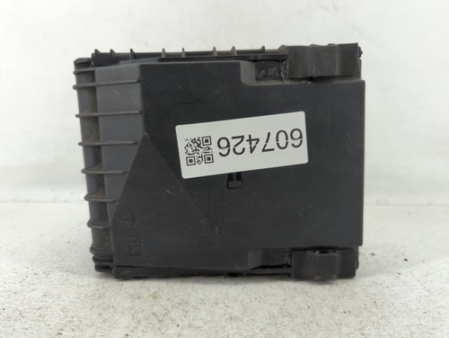 2008-2010 Volkswagen Passat Fusebox Fuse Box Panel Relay Module P/N:6359-2777 3C0 937 125 Fits OEM Used Auto Parts