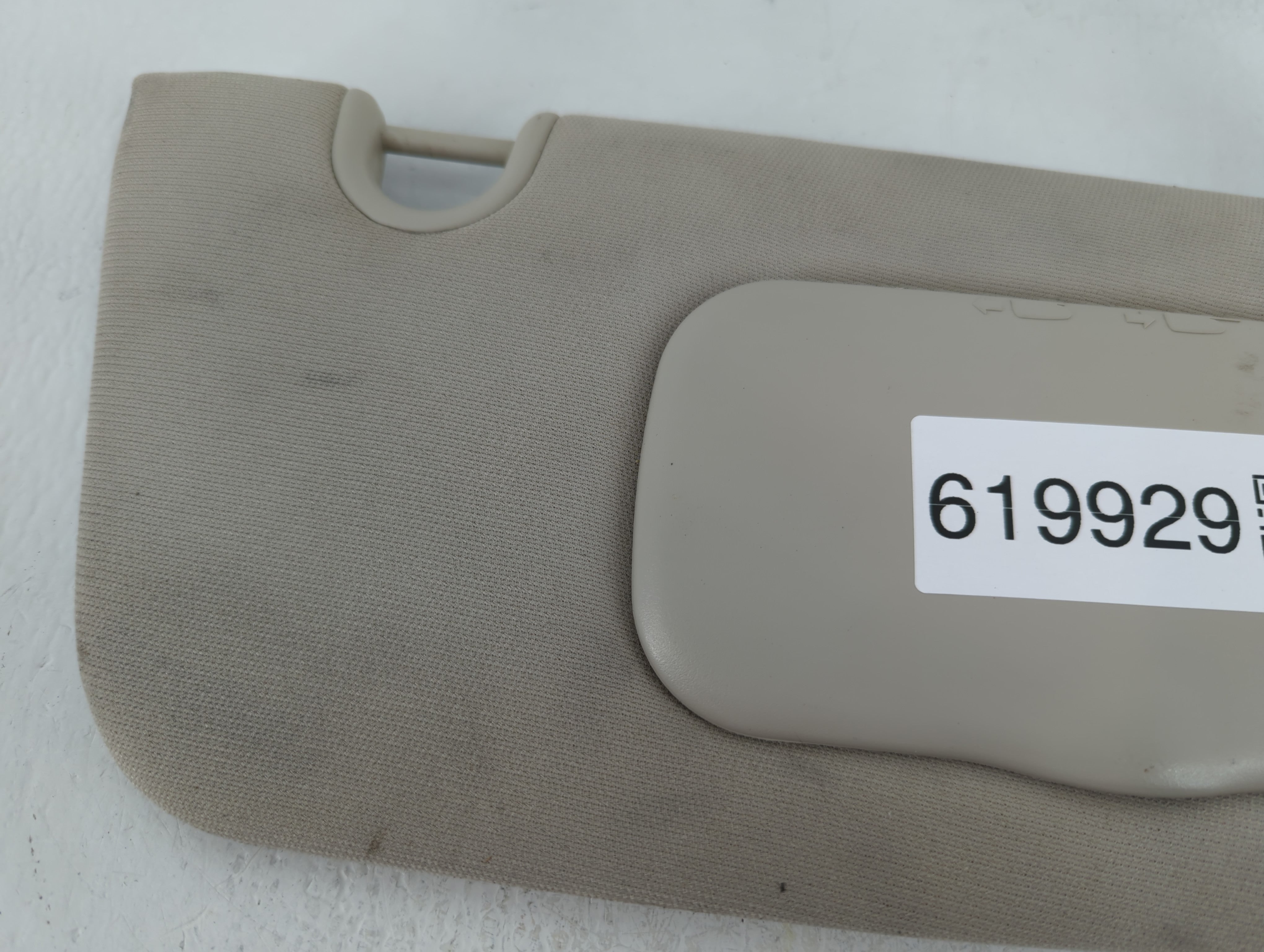 2010-2017 Jeep Patriot Sun Visor Shade Replacement Passenger Right Mirror Fits Fits 2010 2011 2012 2013 2014 2015 2016 2017 OEM Used Auto Parts - Oemusedautoparts1.com