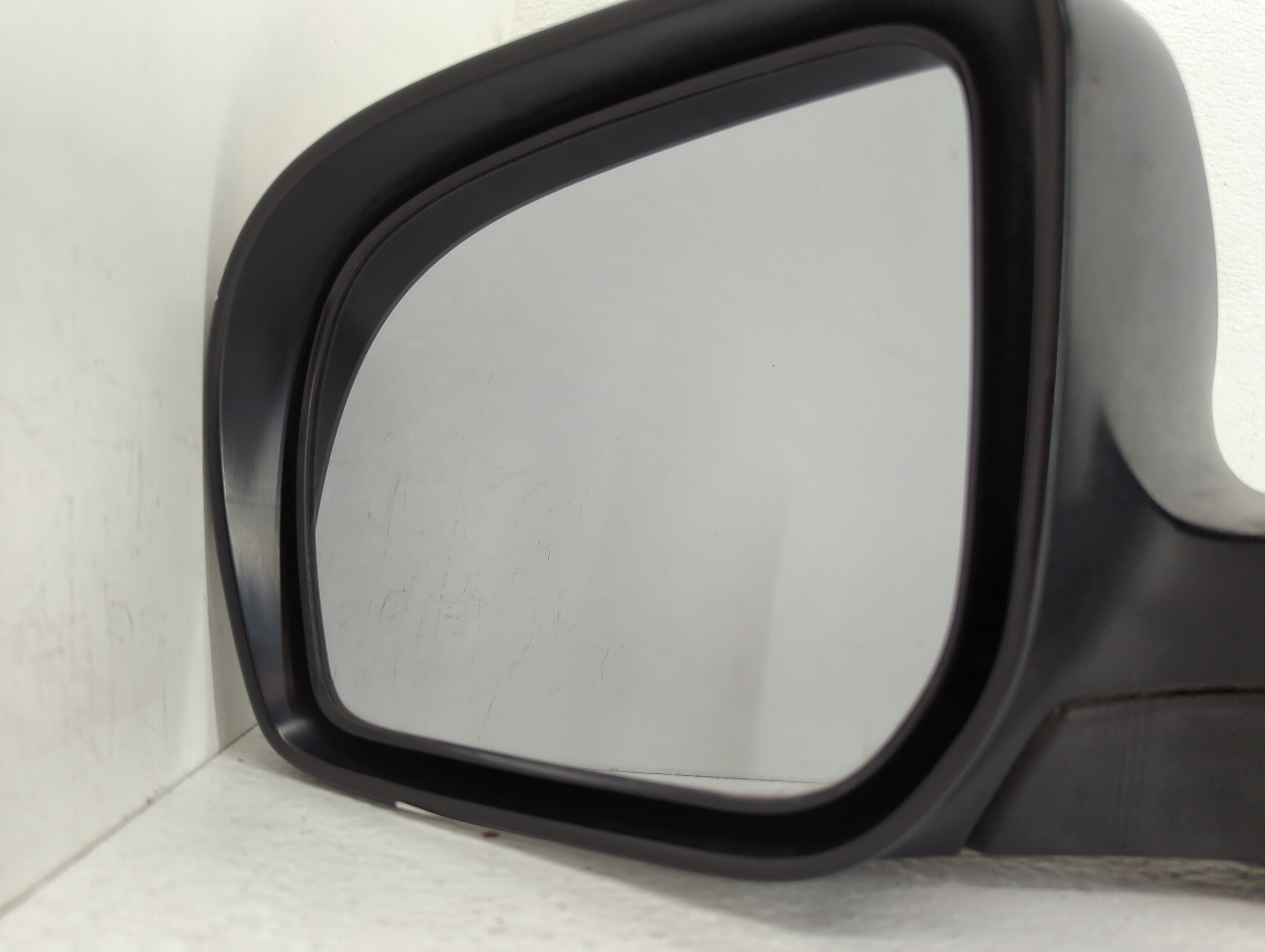 2012 Subaru Forester Side Mirror Replacement Driver Left View Door Mirror P/N:IIIE4022793 Fits OEM Used Auto Parts - Oemusedautoparts1.com