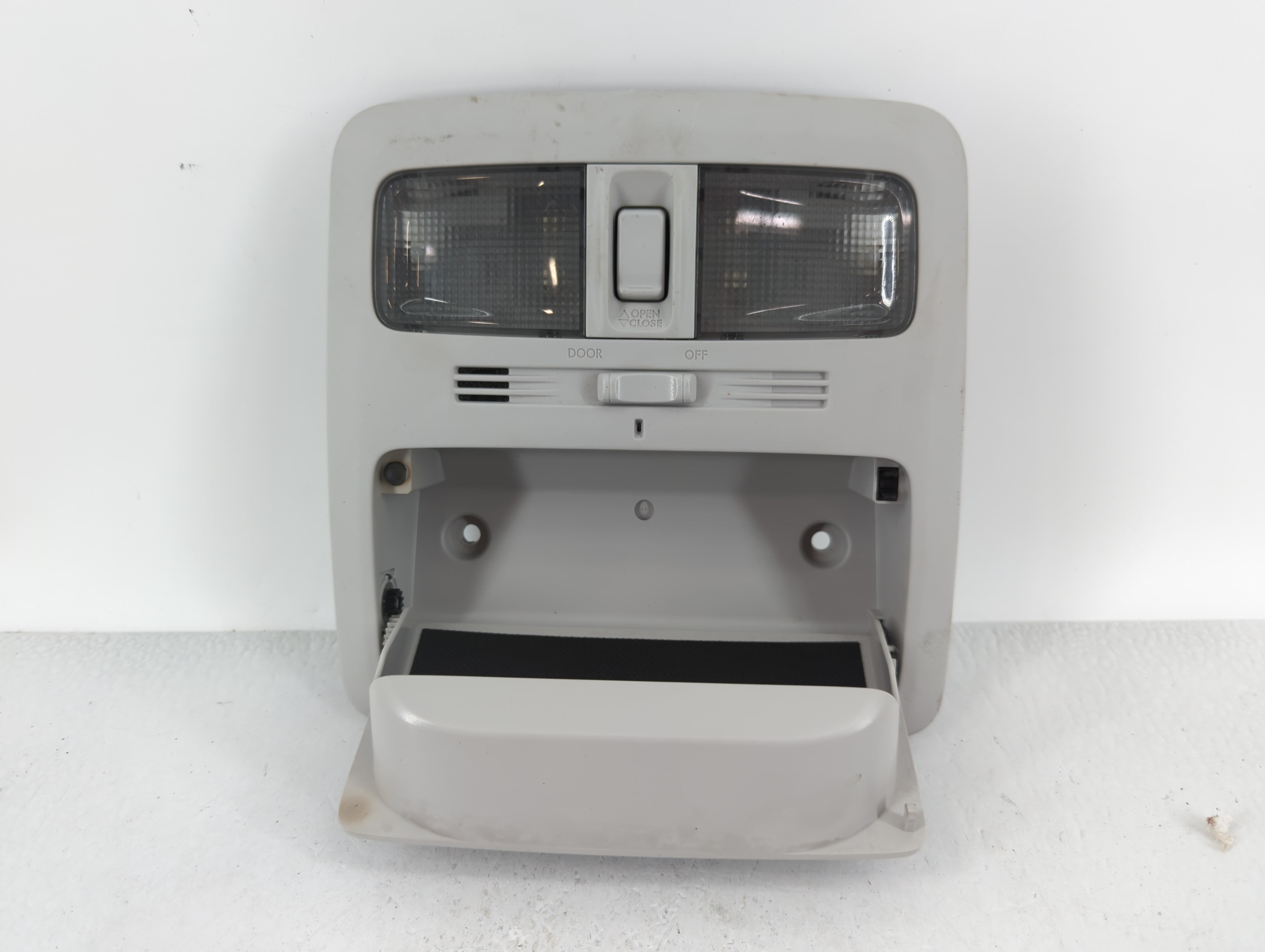 2015 Subaru Forester Overhead Roof Console - Oemusedautoparts1.com